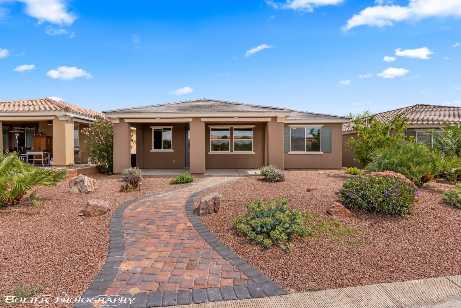 1355  Huntington Heights 