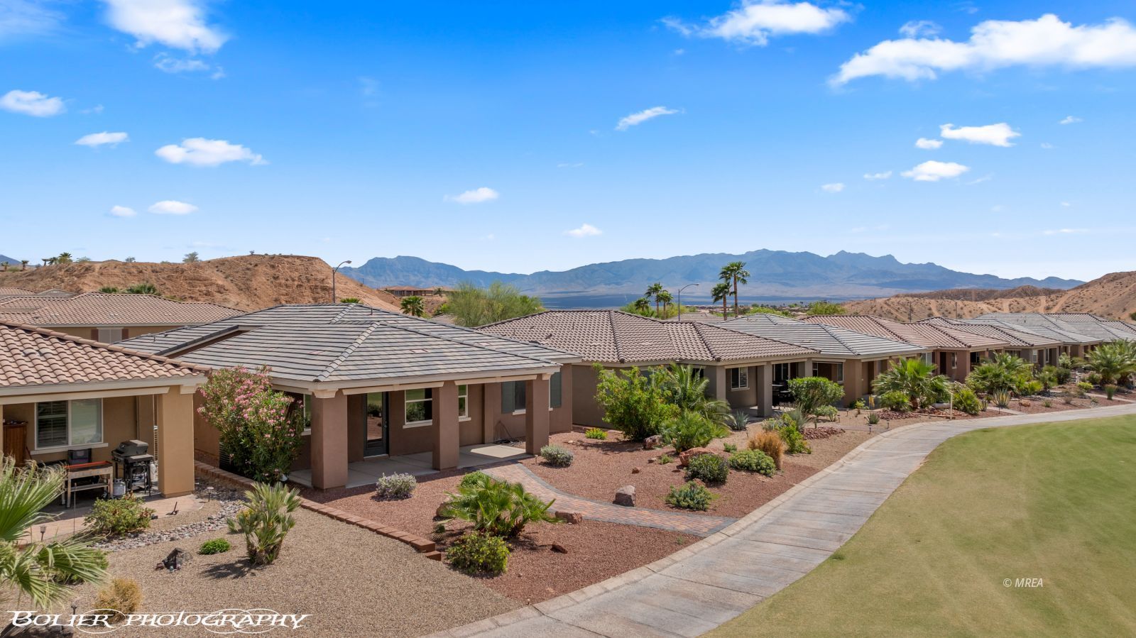 1355  Huntington Heights 