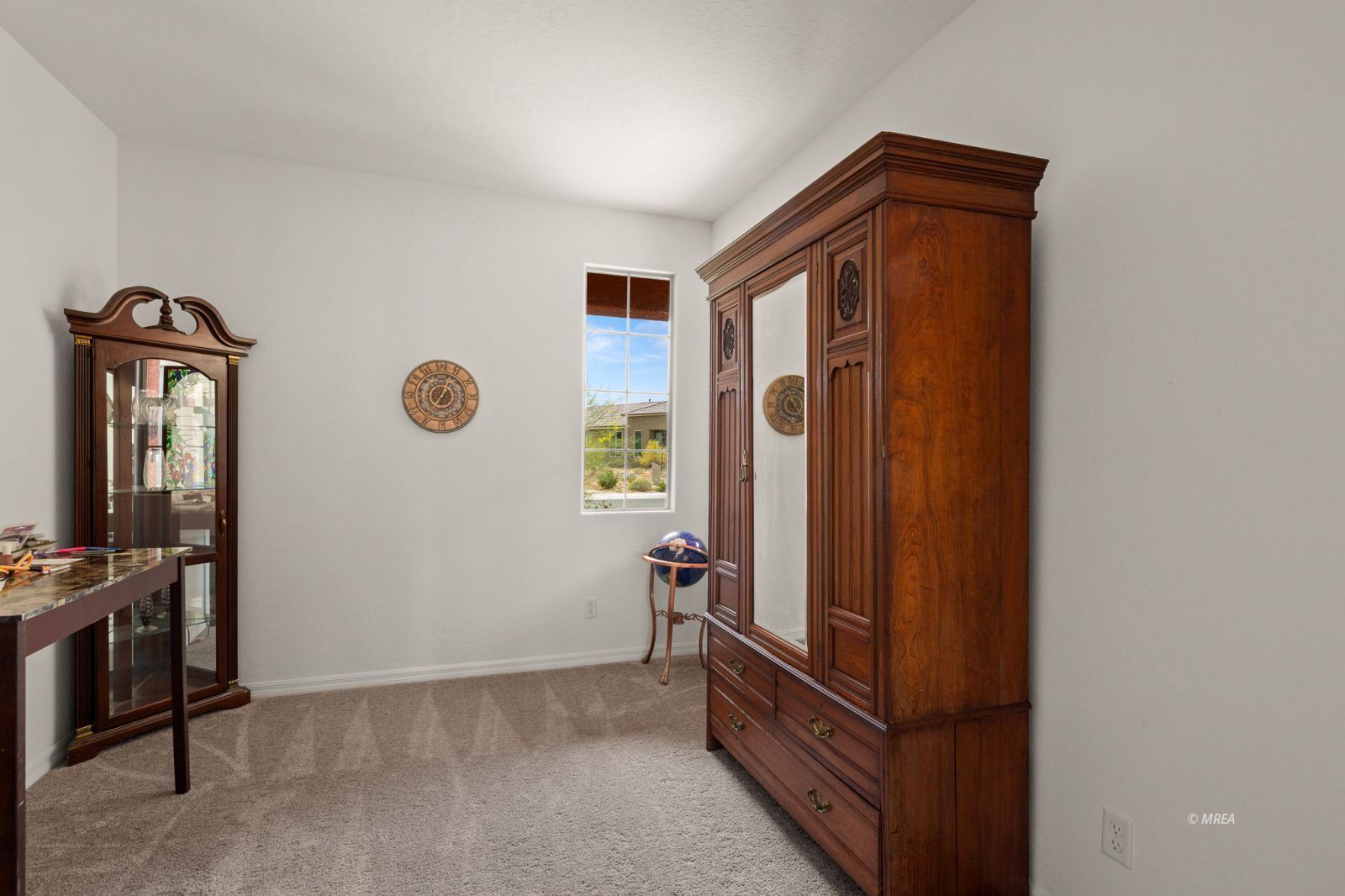 1353  Evening Breeze Ln