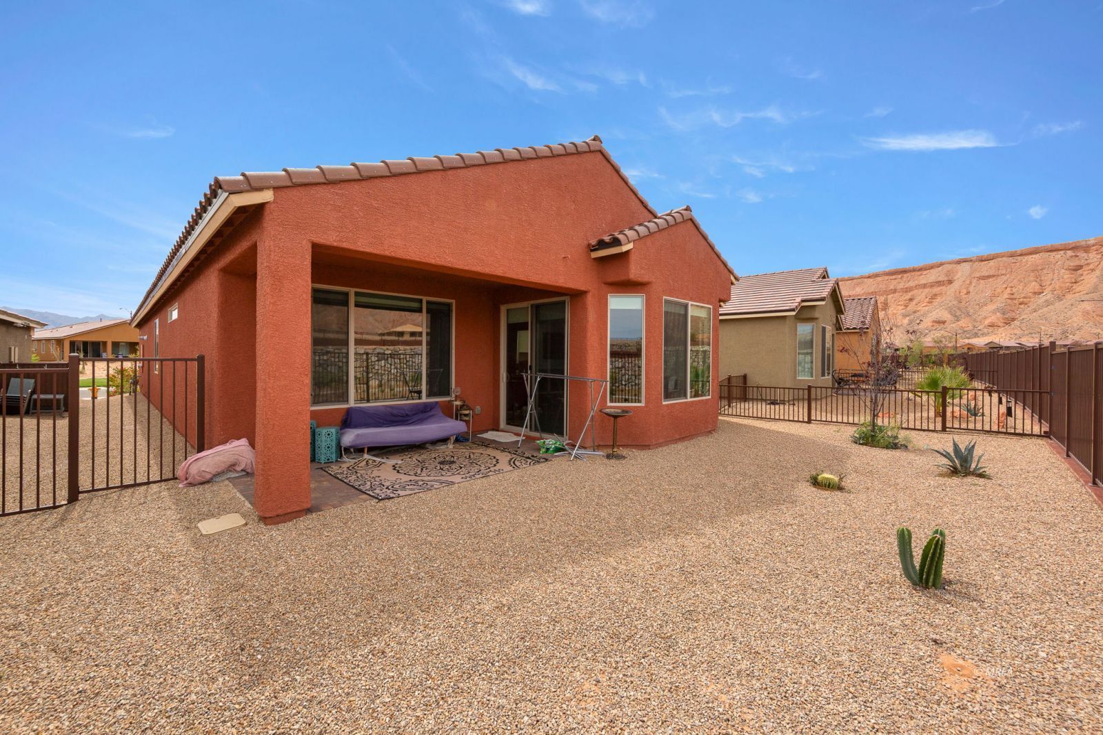 1353  Evening Breeze Ln