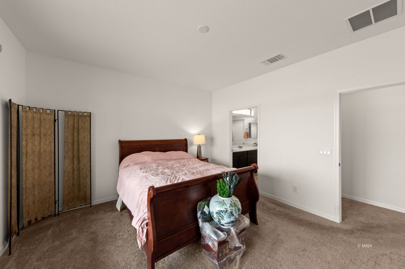 1353  Evening Breeze Ln