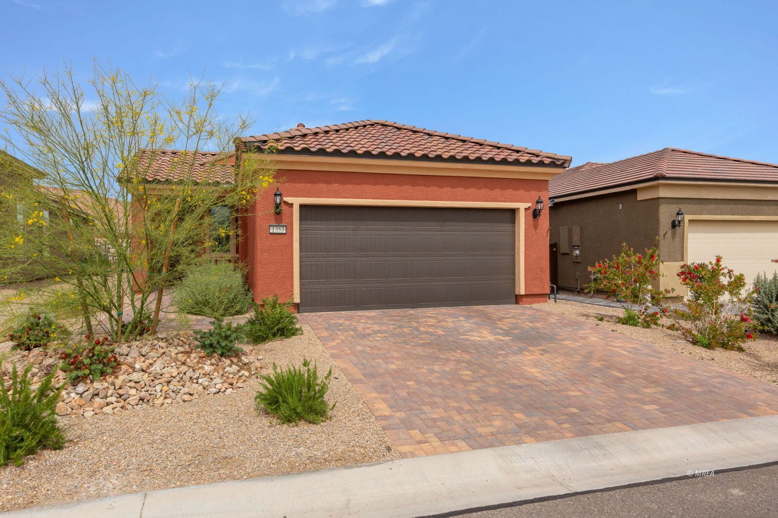 1353  Evening Breeze Ln