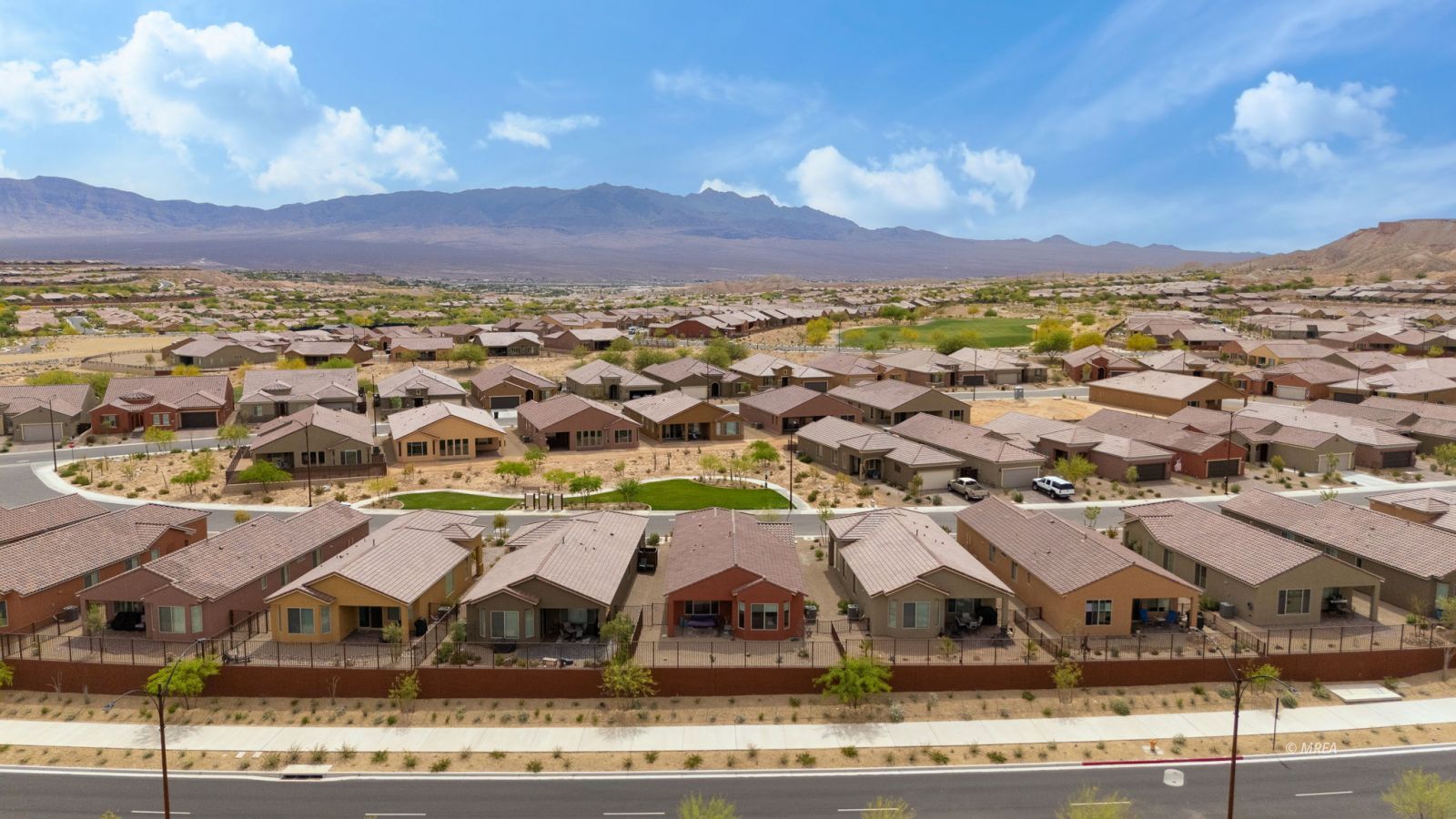 1353  Evening Breeze Ln