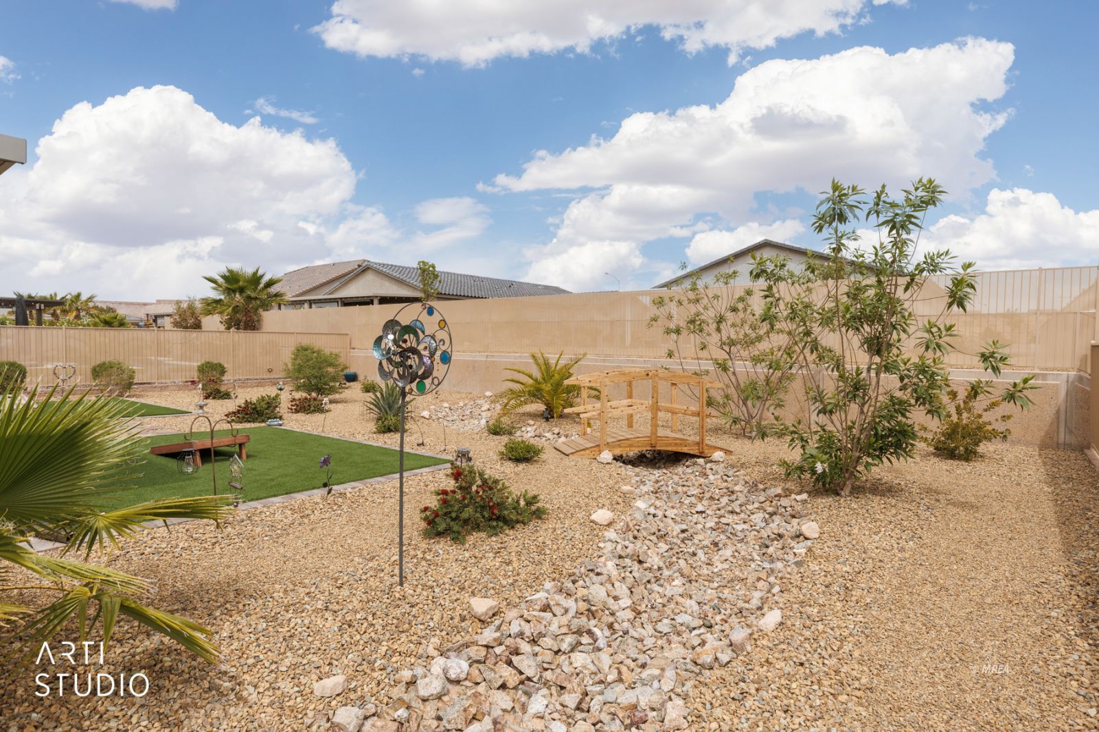 1059  Overlook Ln