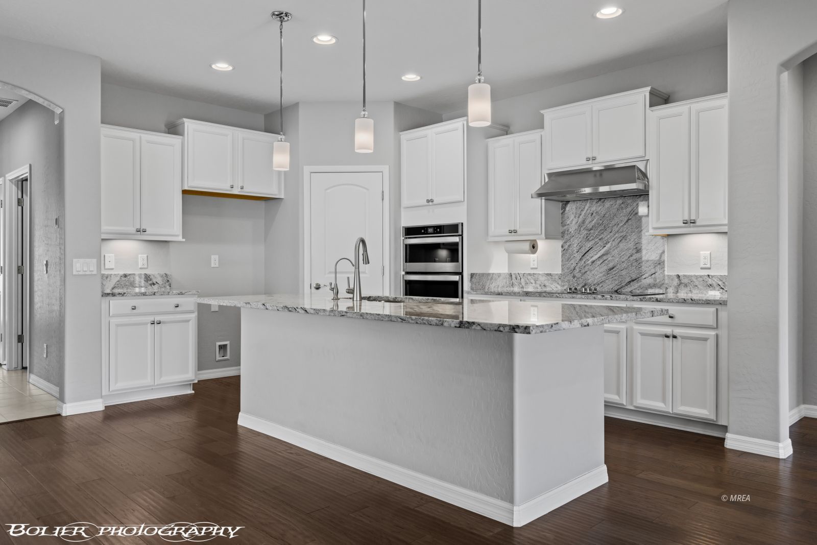 901  Emerald Pool Bluff 