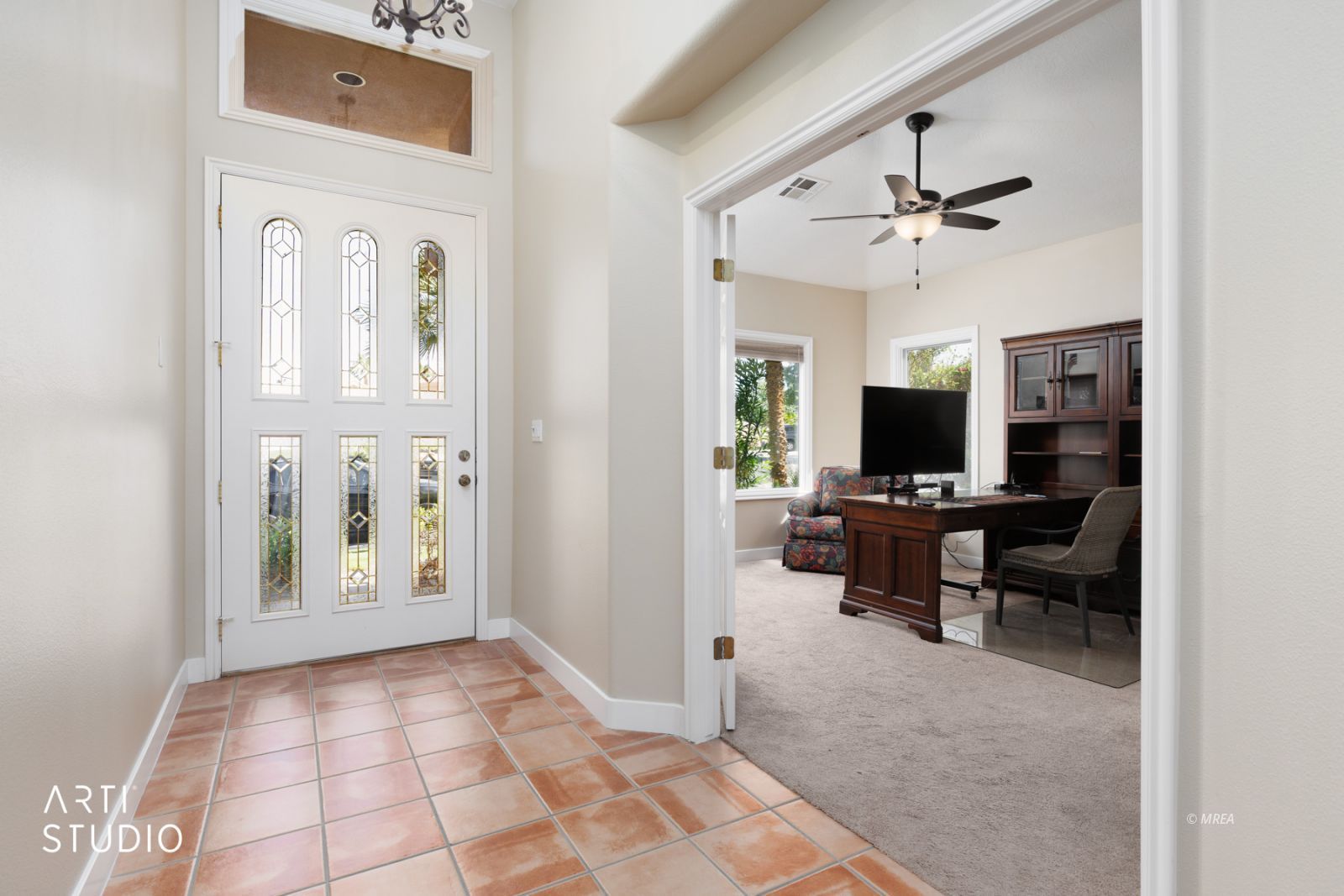 250  Pinnacle Ct