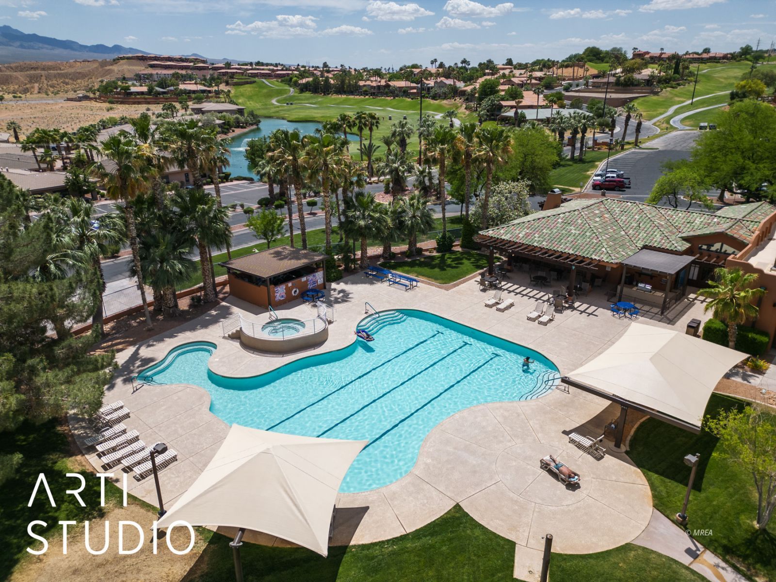 250  Pinnacle Ct