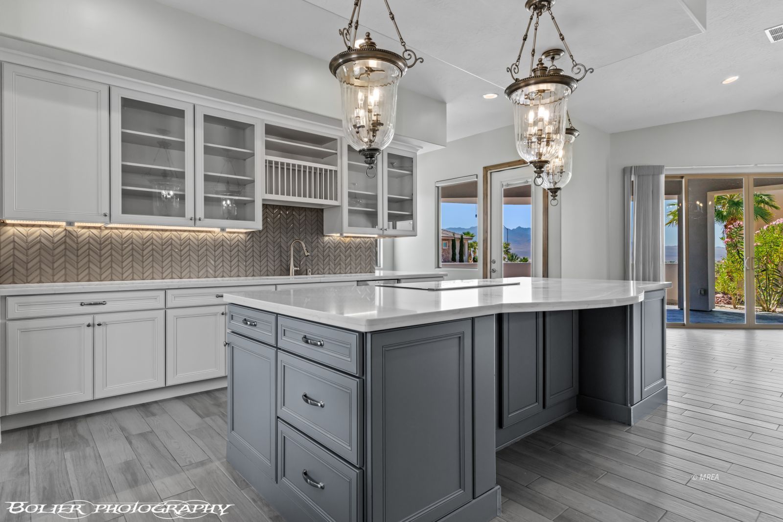 155  Seven Palms Way