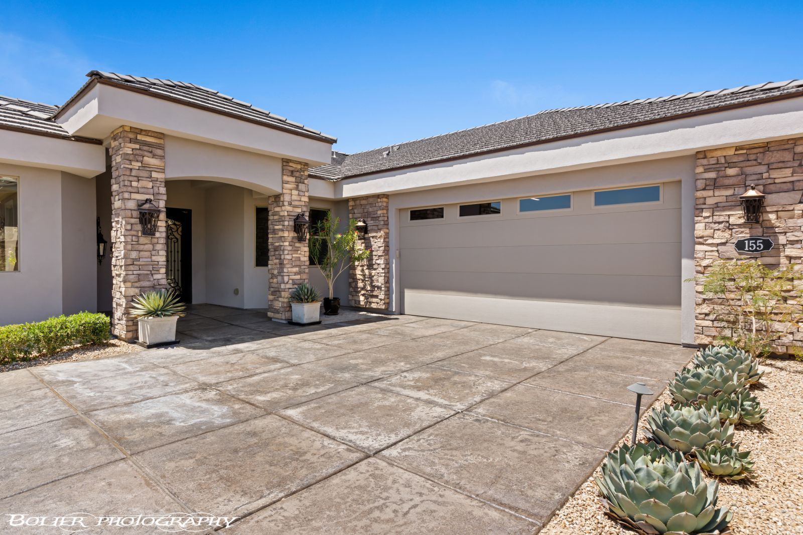 155  Seven Palms Way