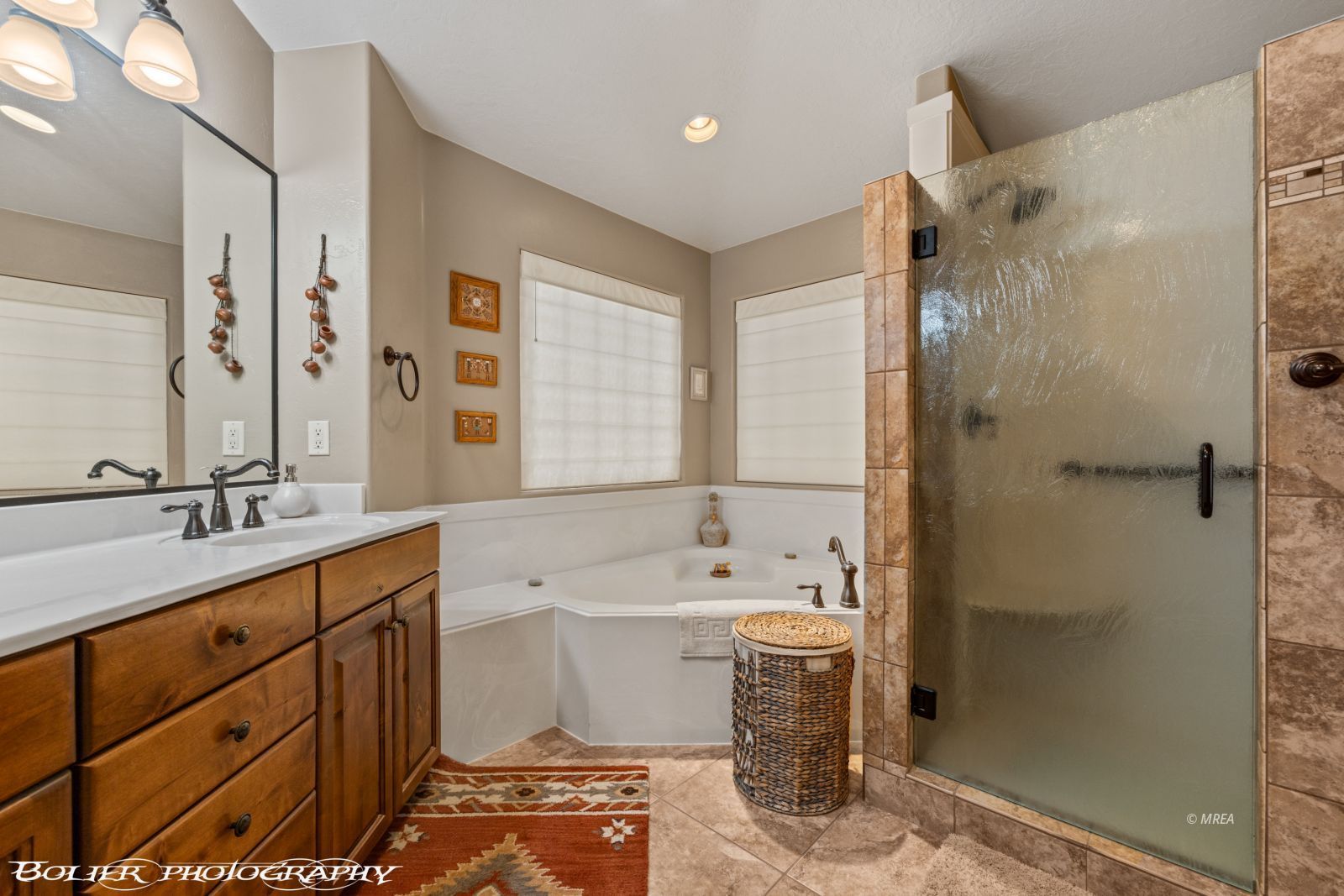 982  Buteo Bend 