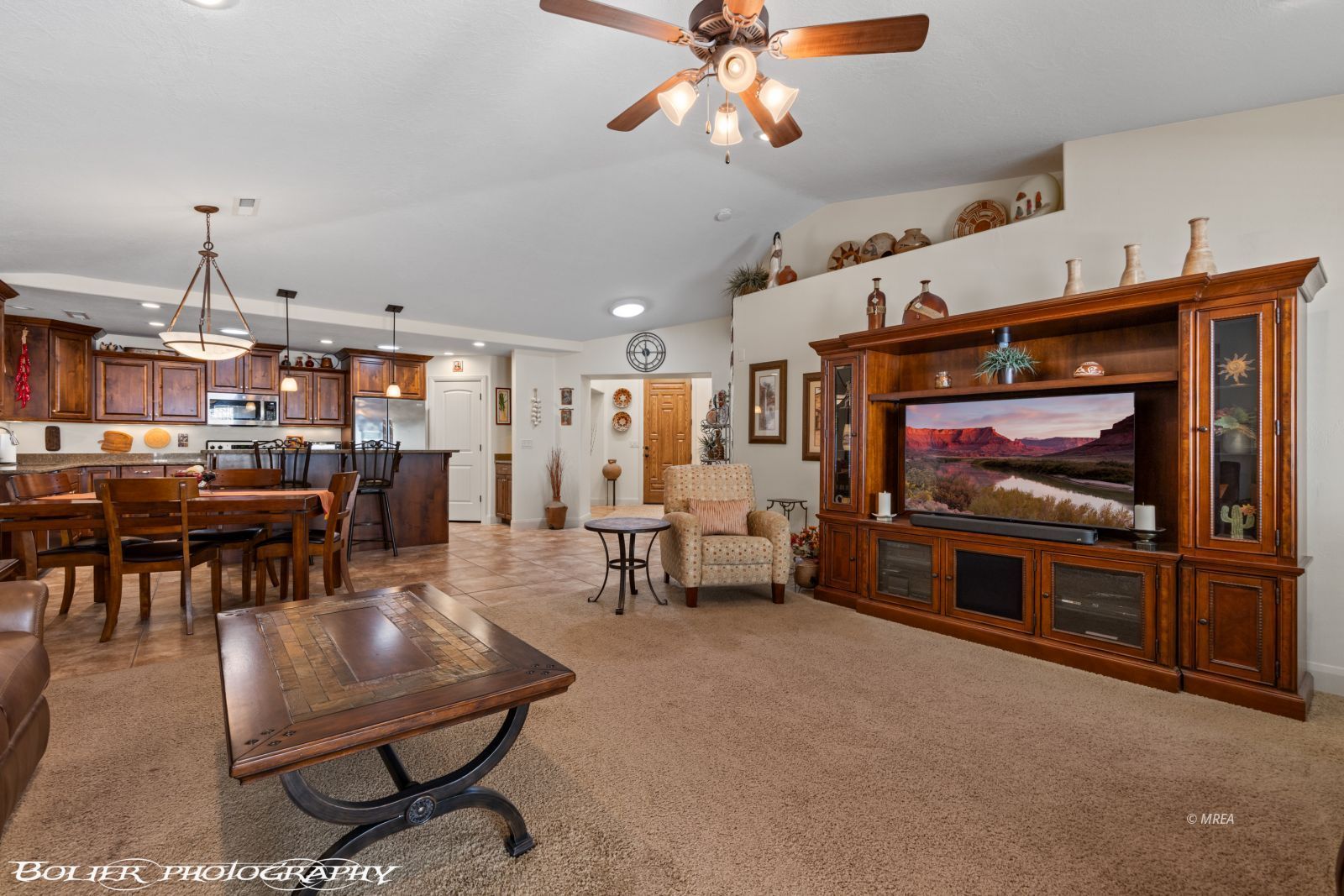 982  Buteo Bend 