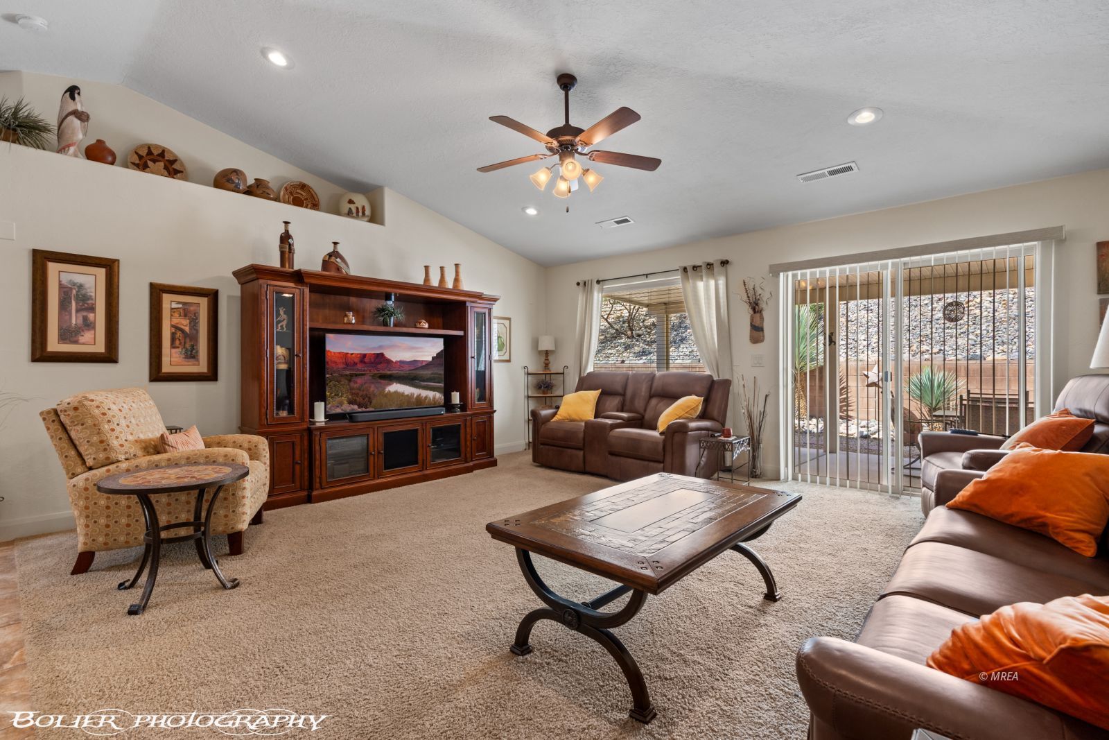 982  Buteo Bend 