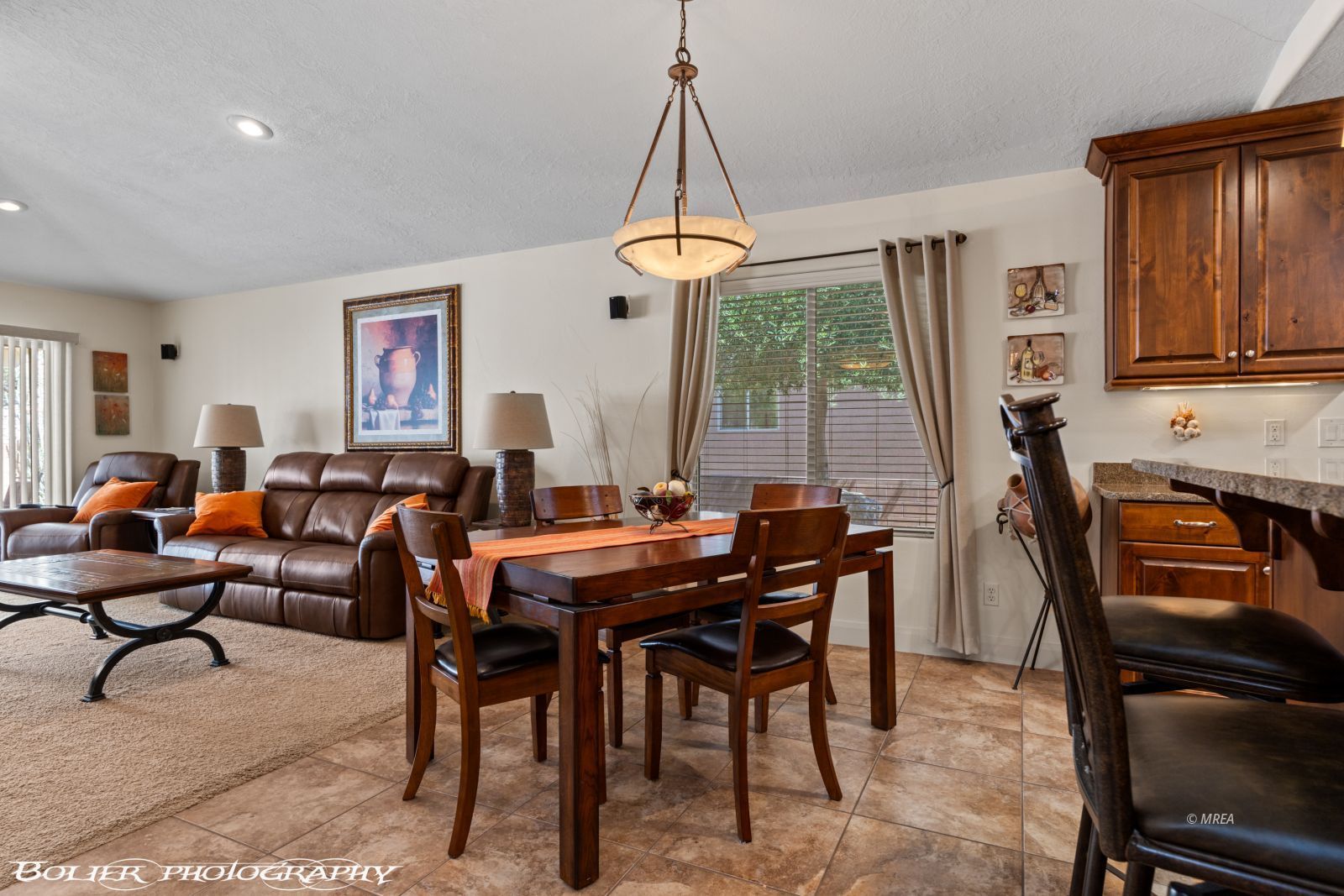 982  Buteo Bend 