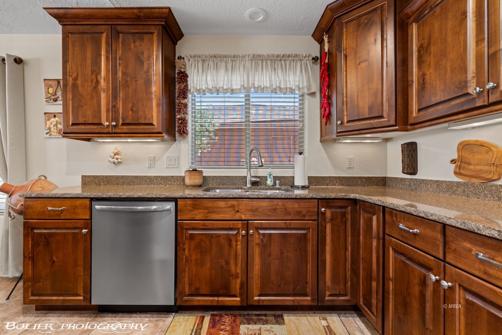 982  Buteo Bend 
