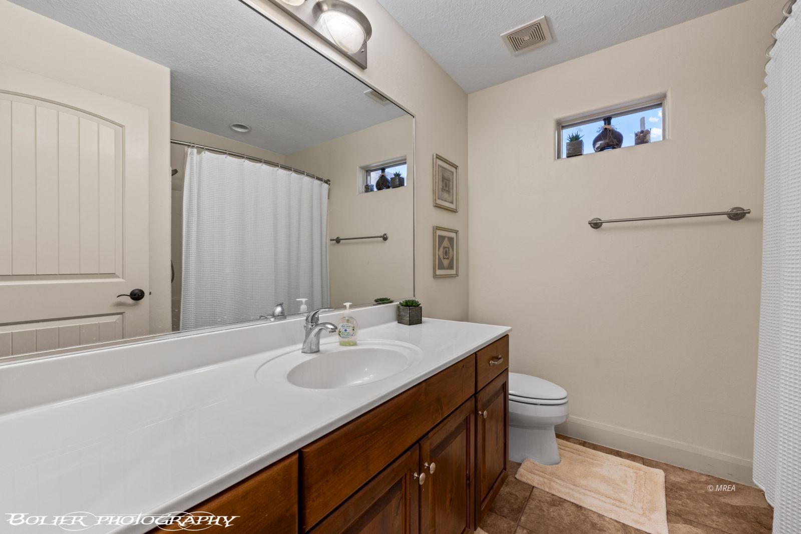 982  Buteo Bend 