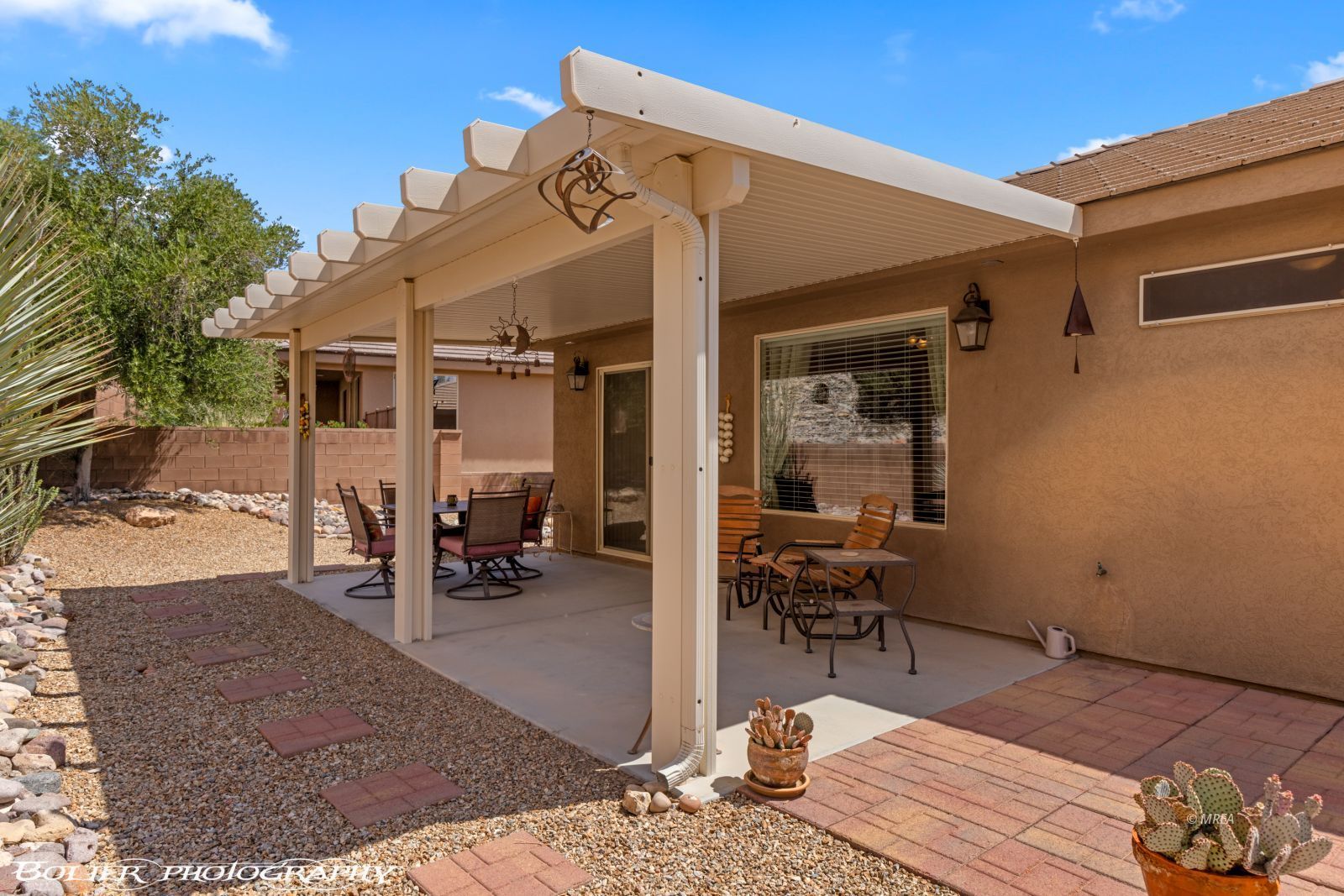982  Buteo Bend 
