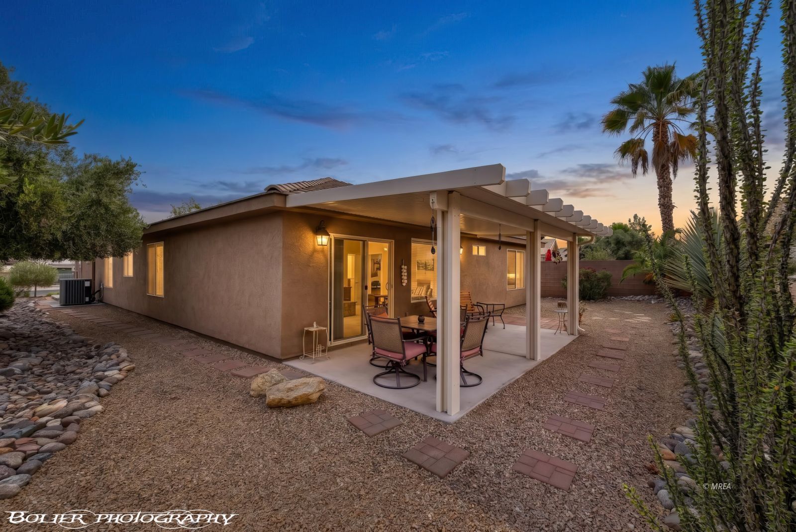 982  Buteo Bend 