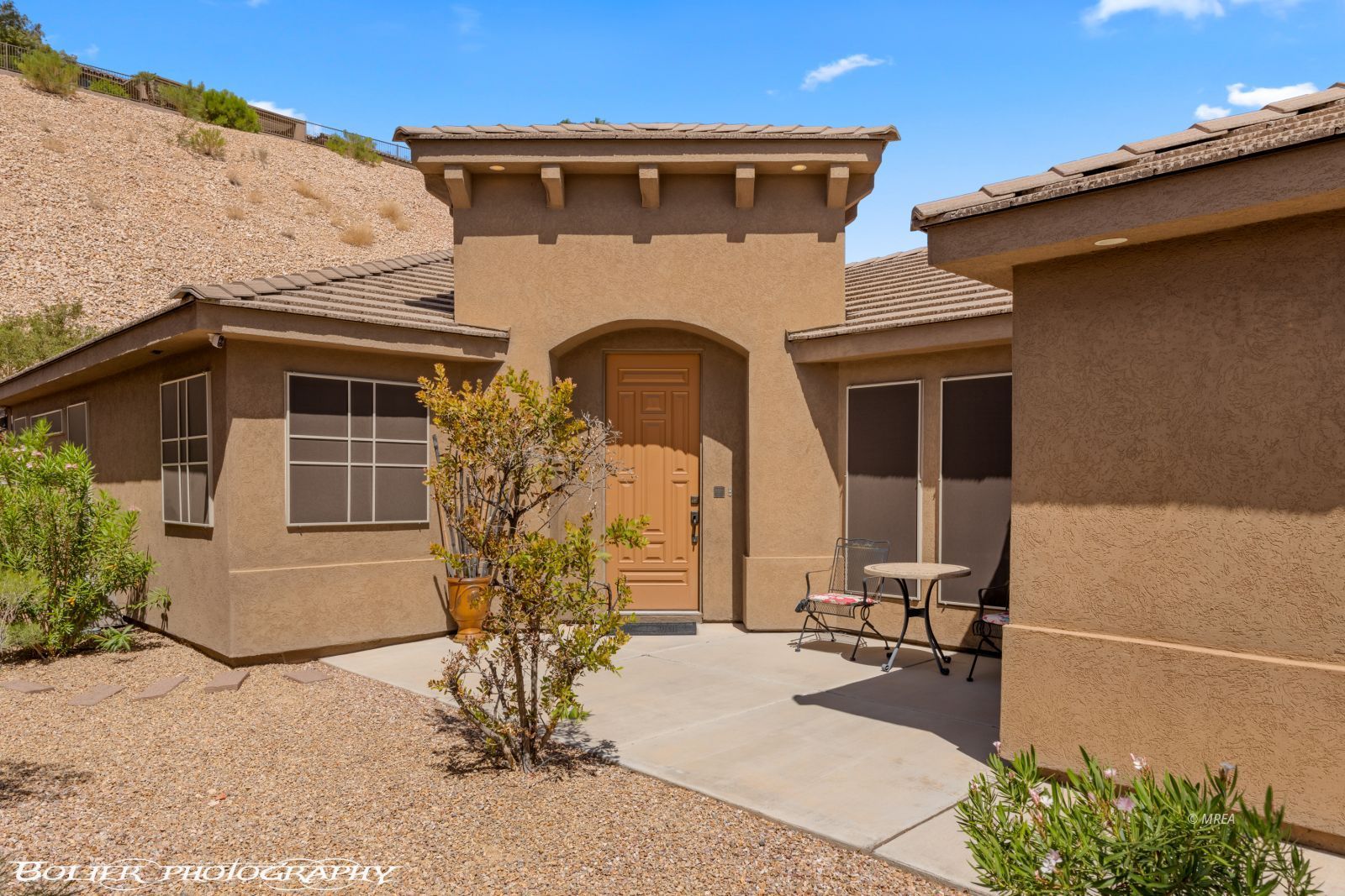 982  Buteo Bend 