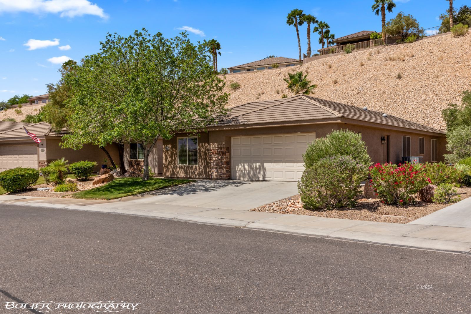 982  Buteo Bend 