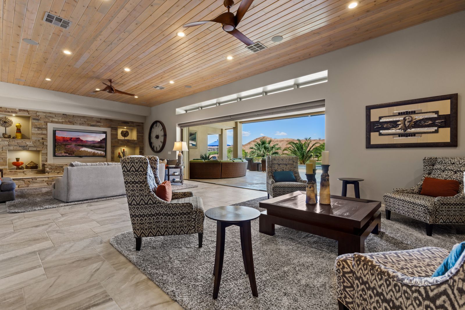 631  La Scala Dr