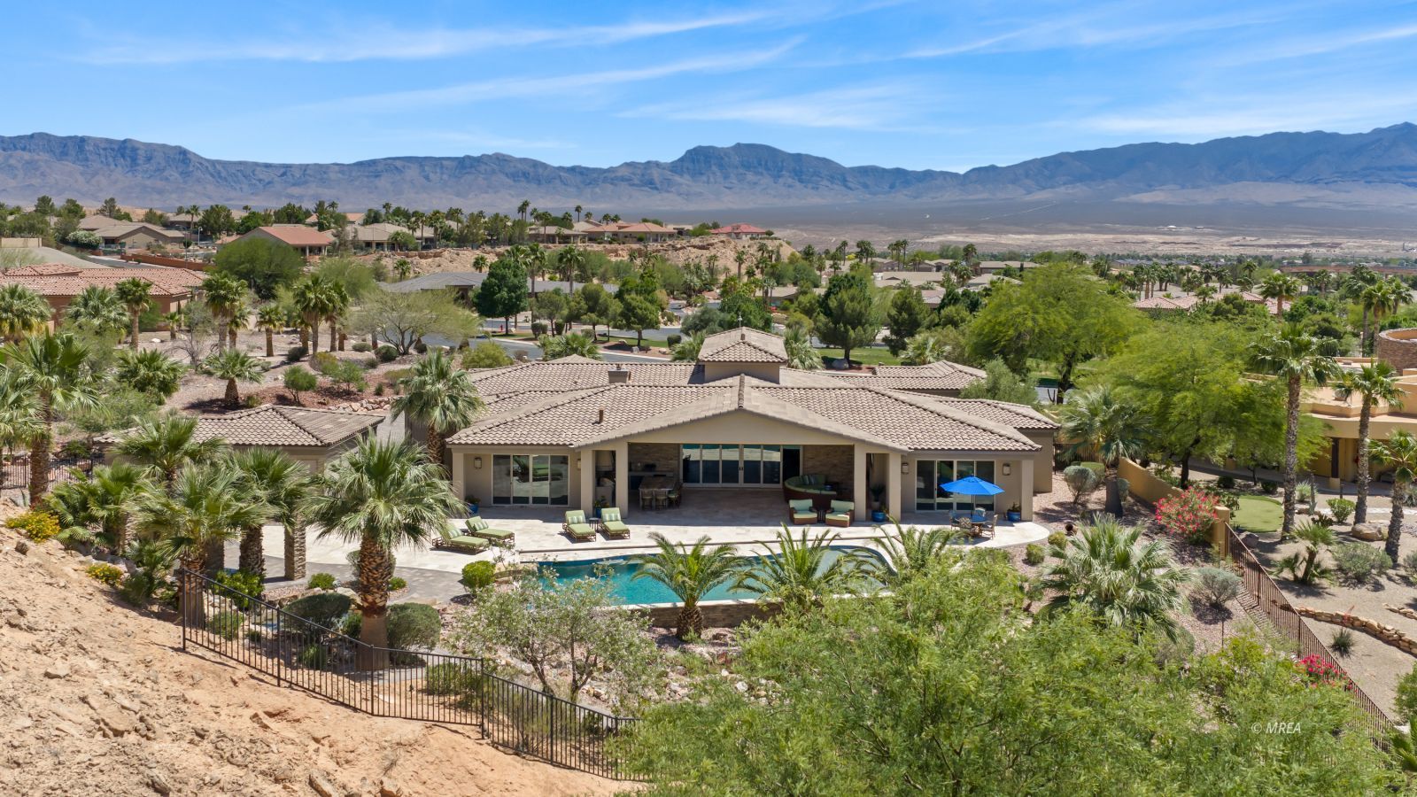 631  La Scala Dr