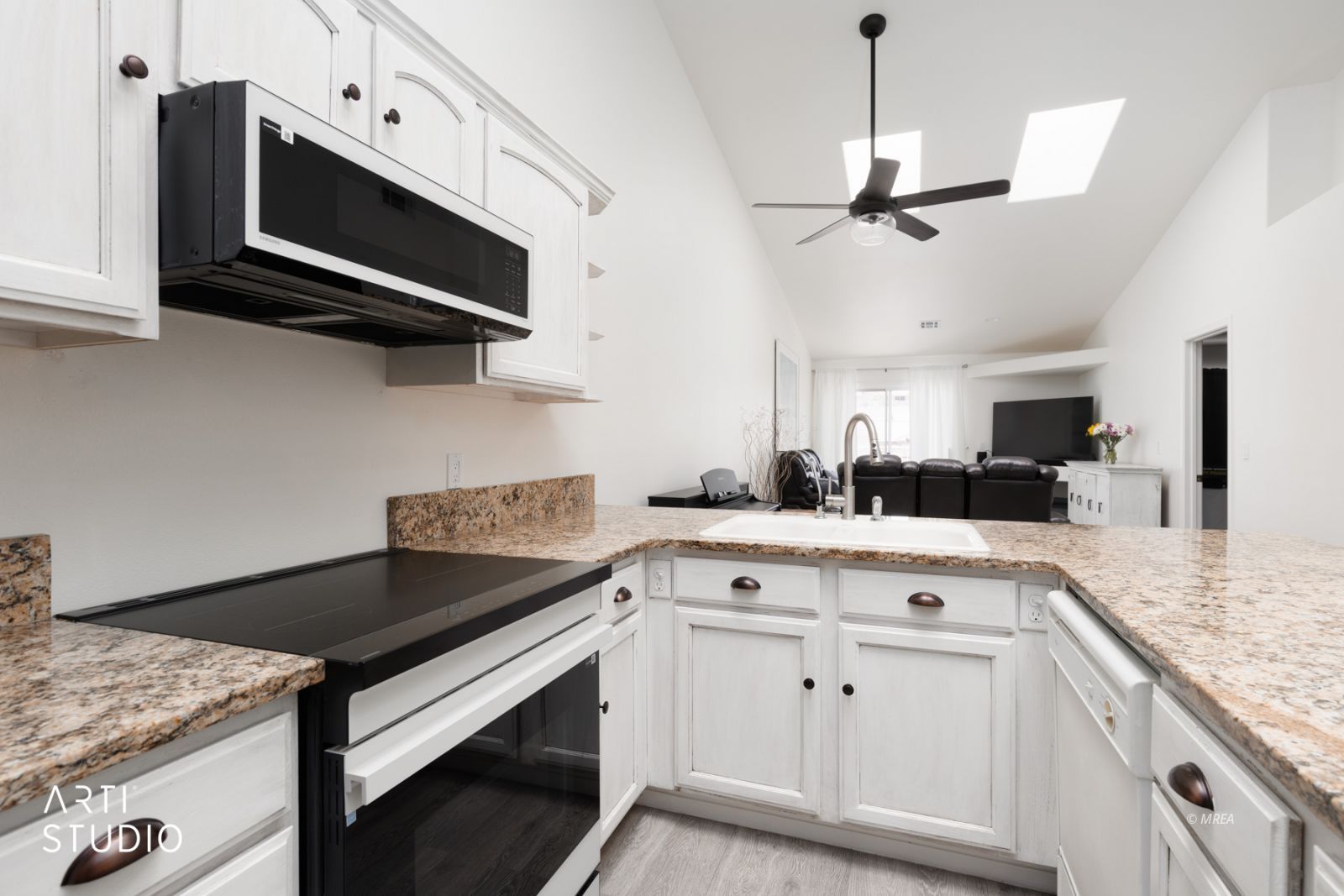 722  Peartree Ln