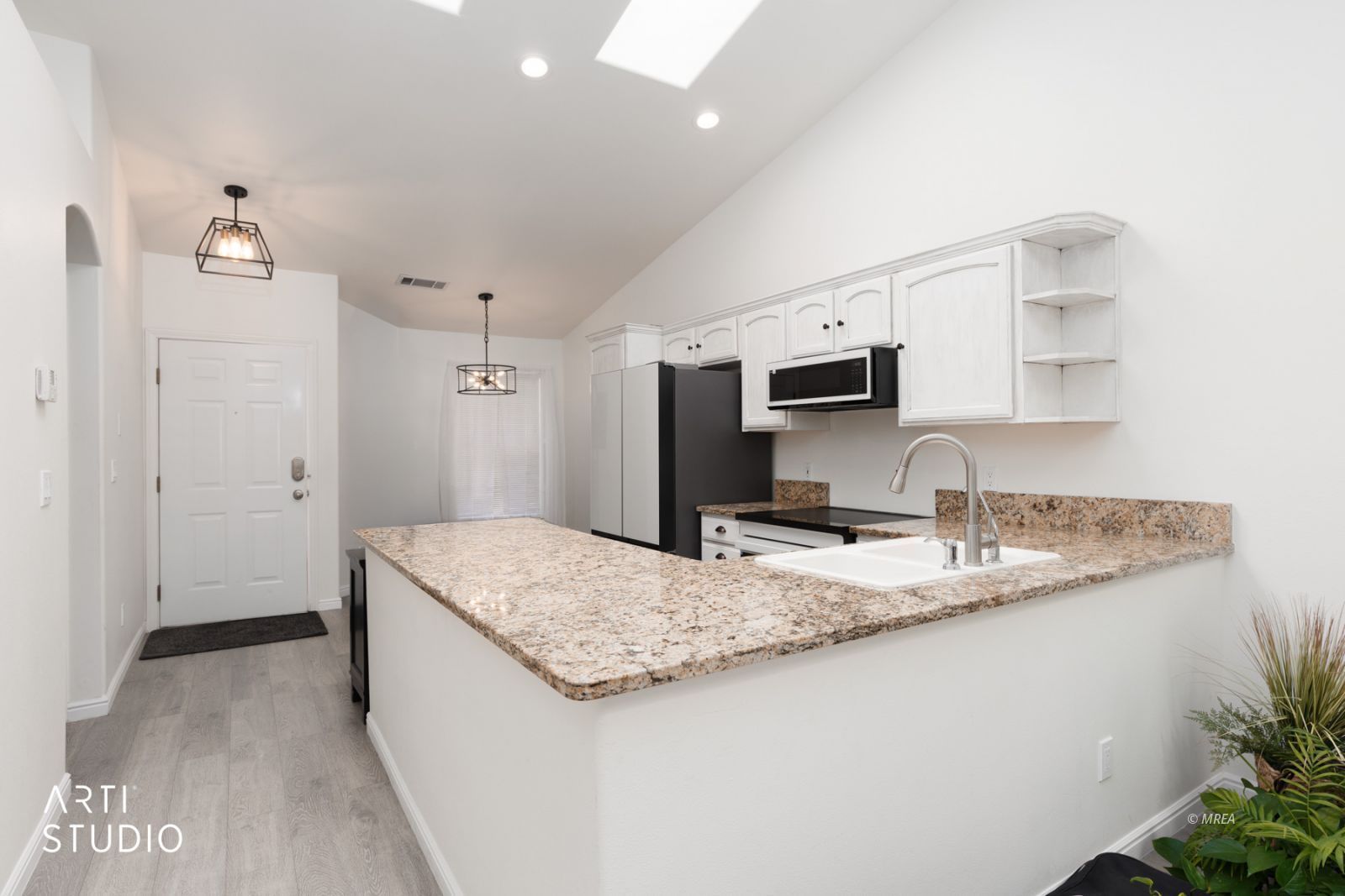 722  Peartree Ln