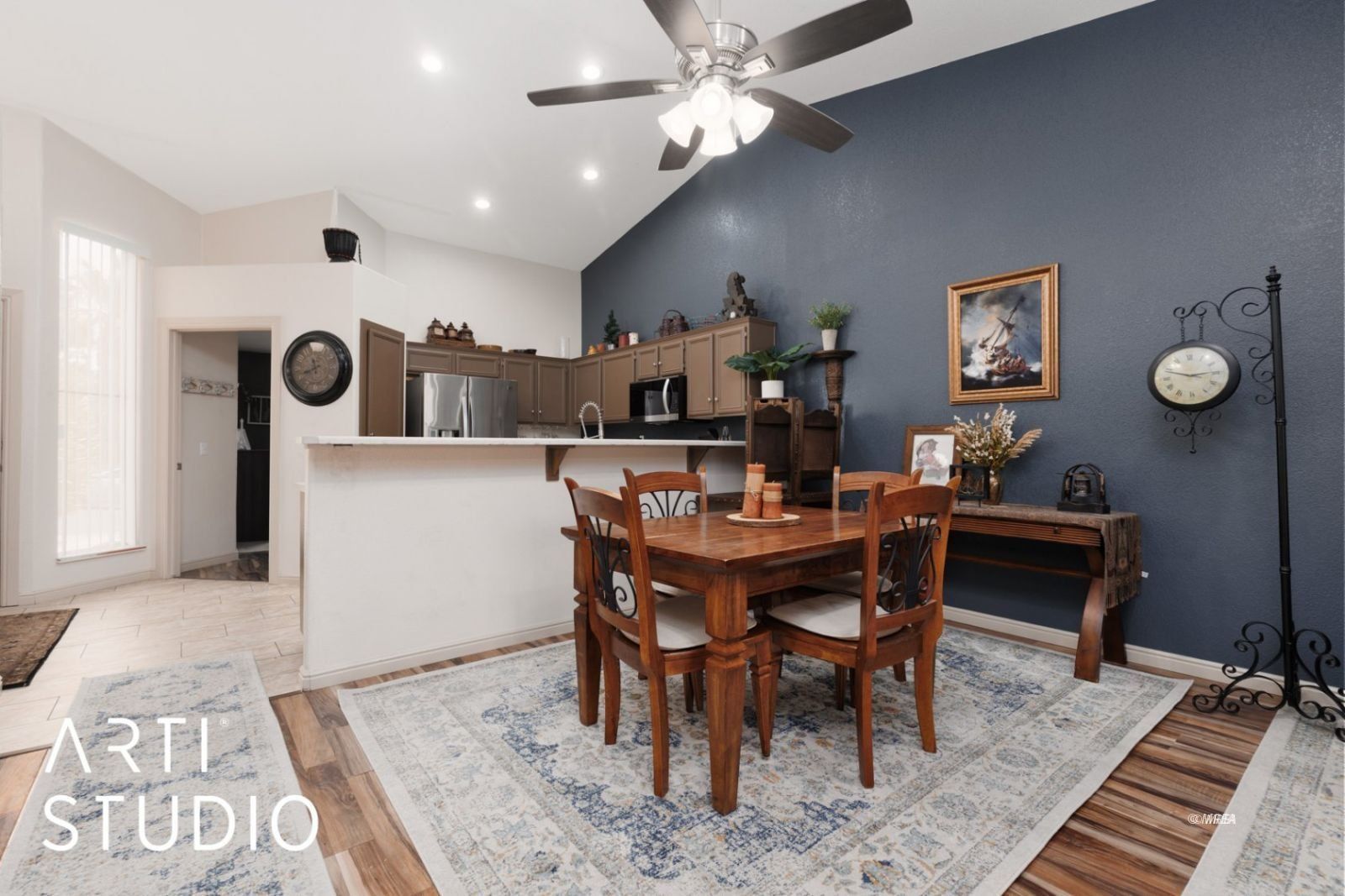 659  Mesa View 