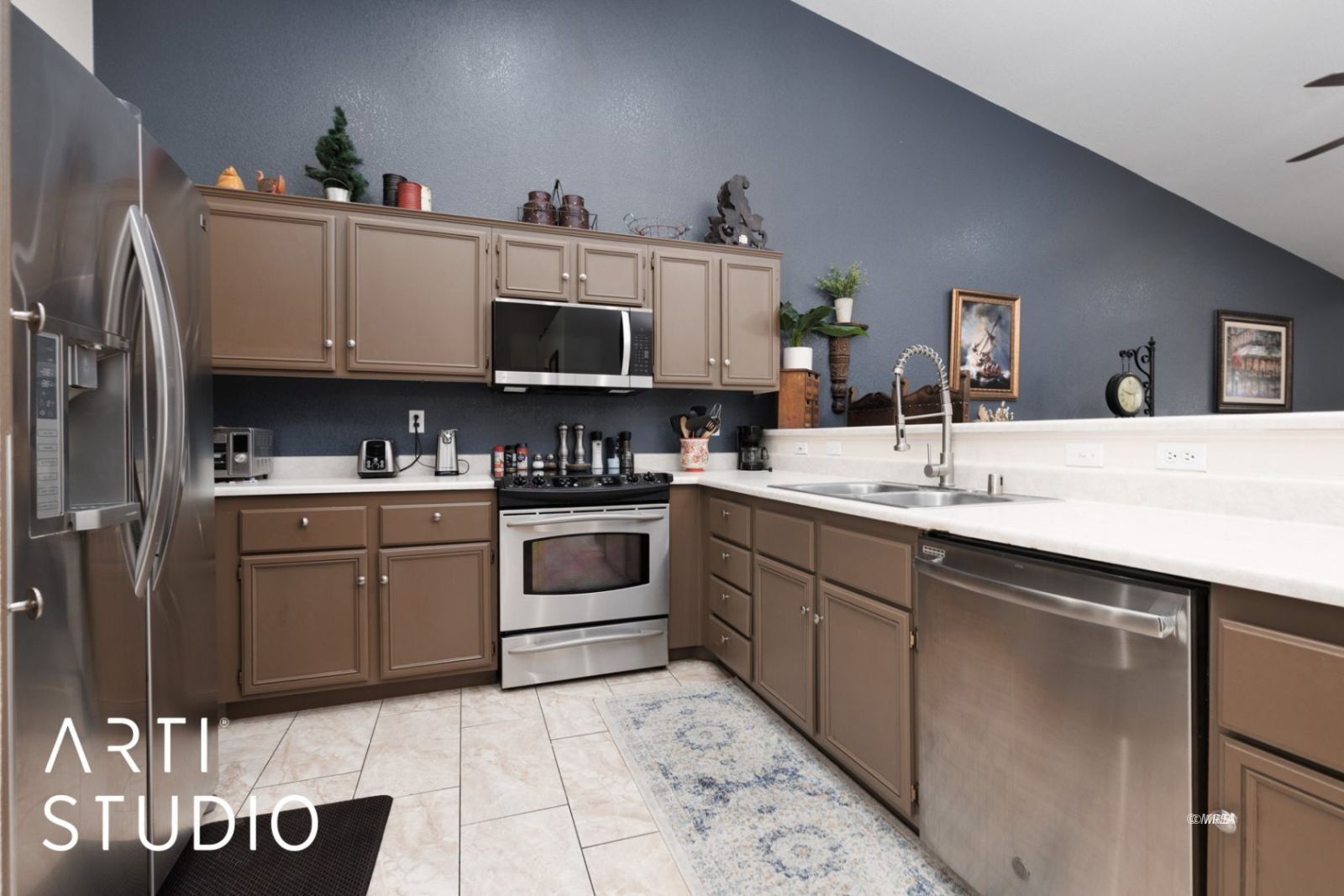 659  Mesa View 