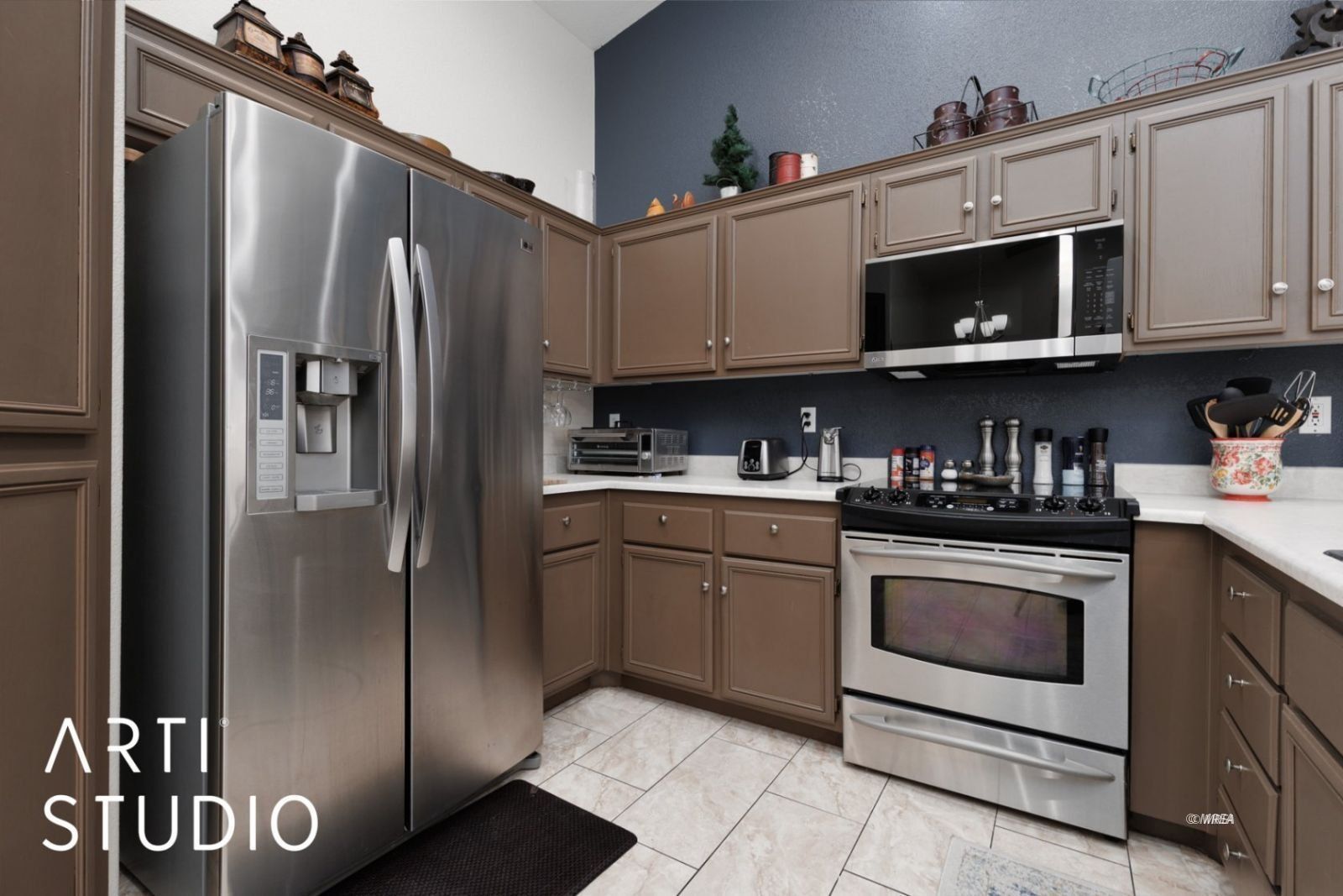 659  Mesa View 