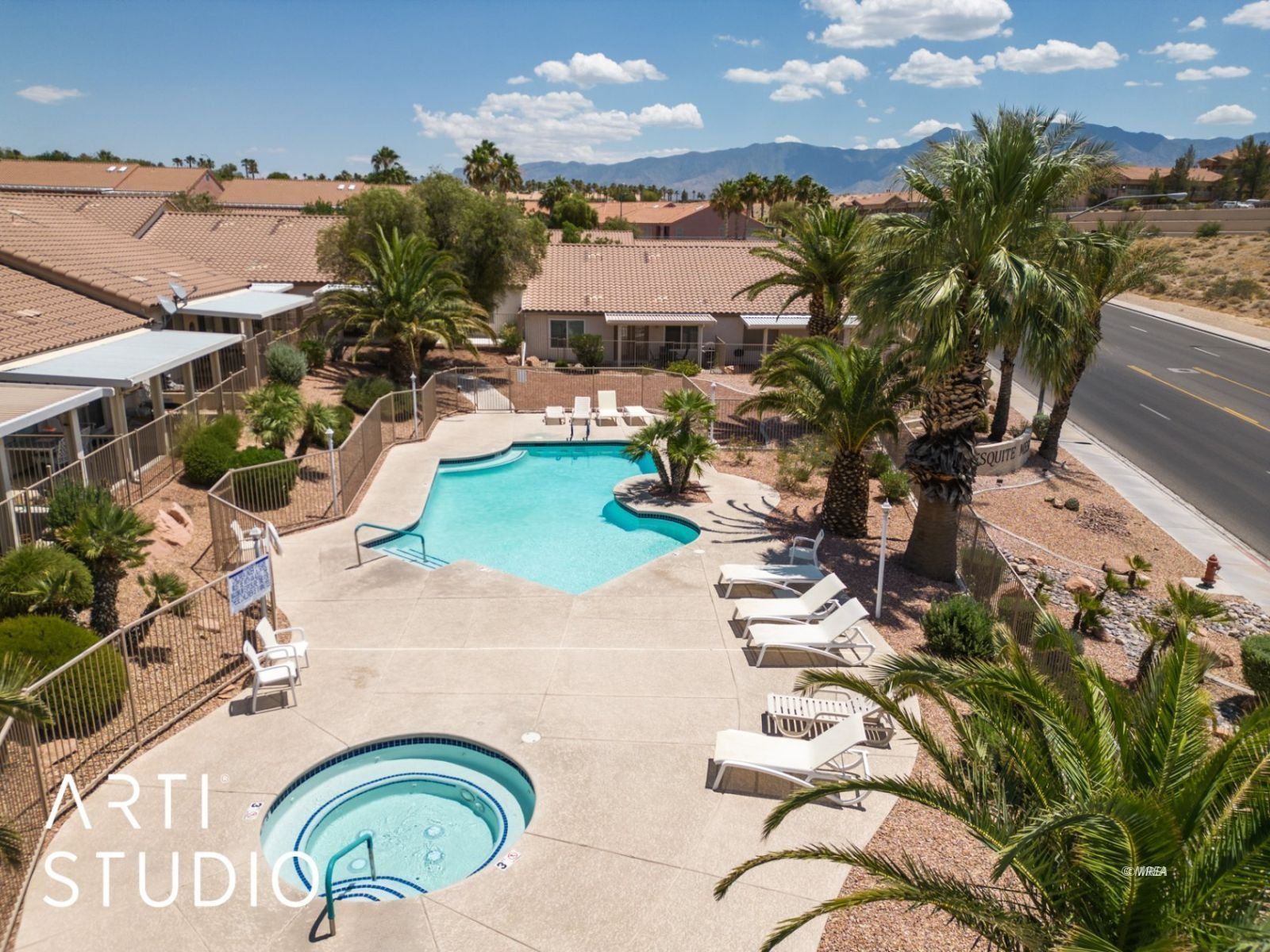 659  Mesa View 