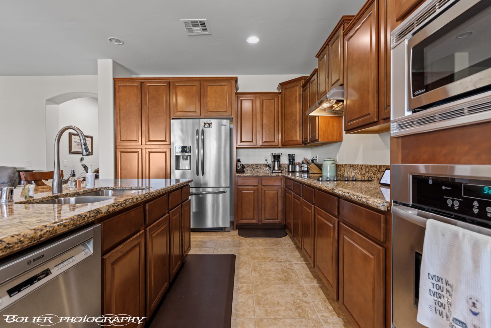 1421  Huntington Heights 