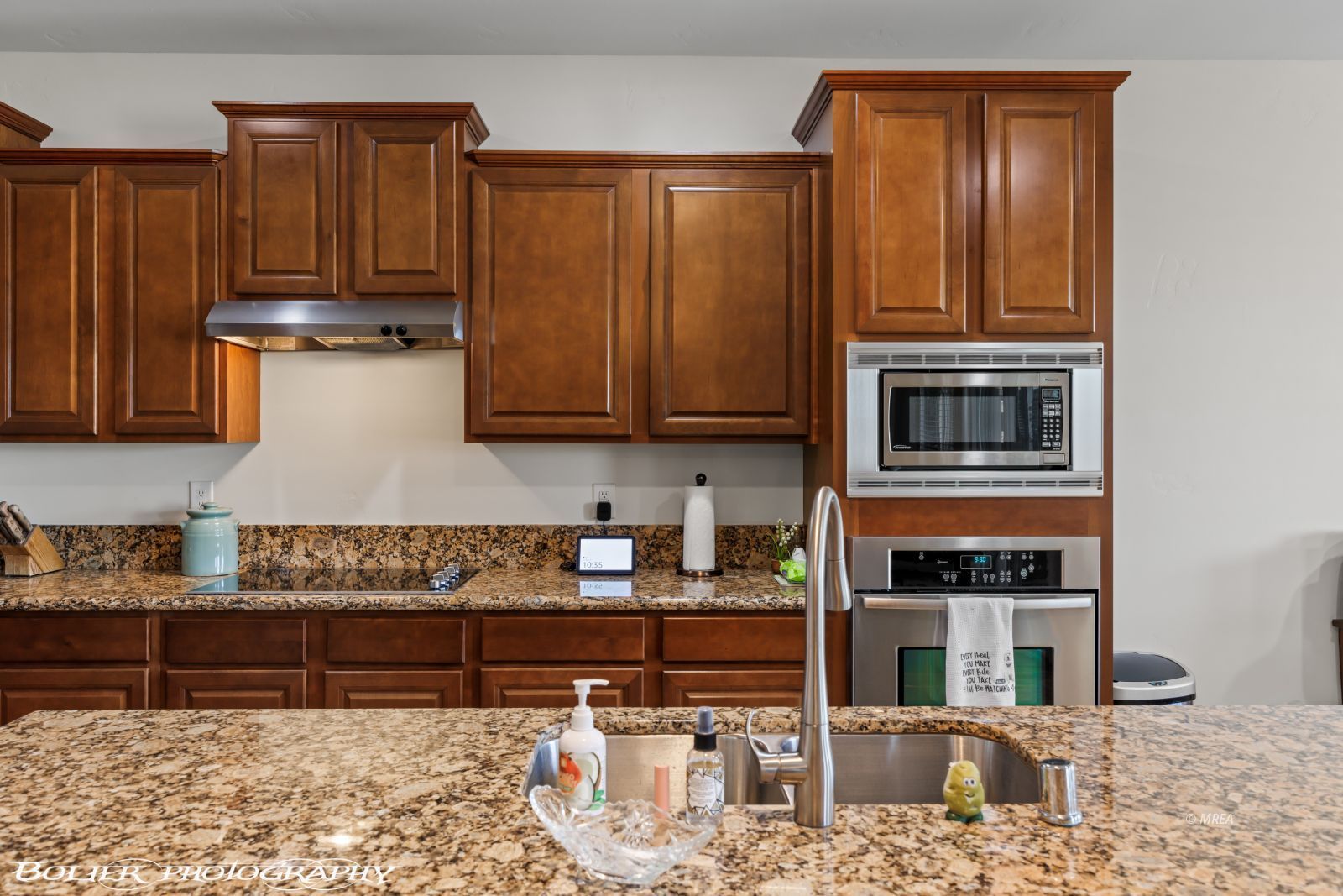 1421  Huntington Heights 