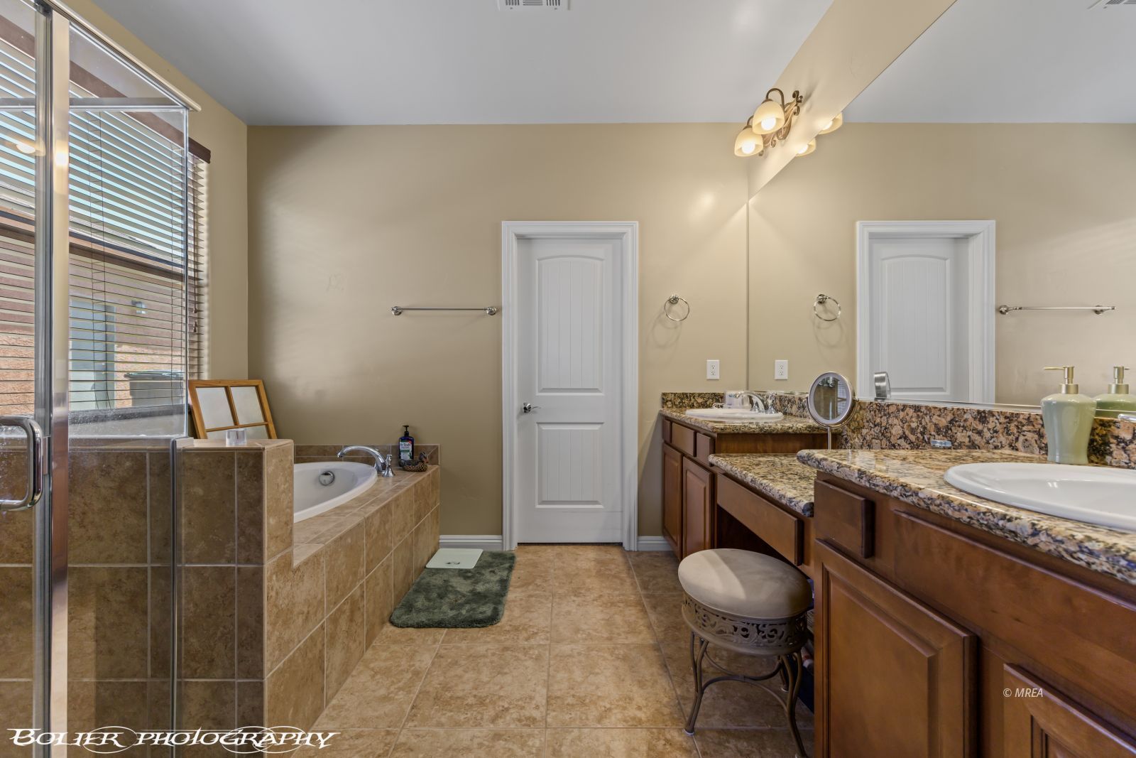 1421  Huntington Heights 