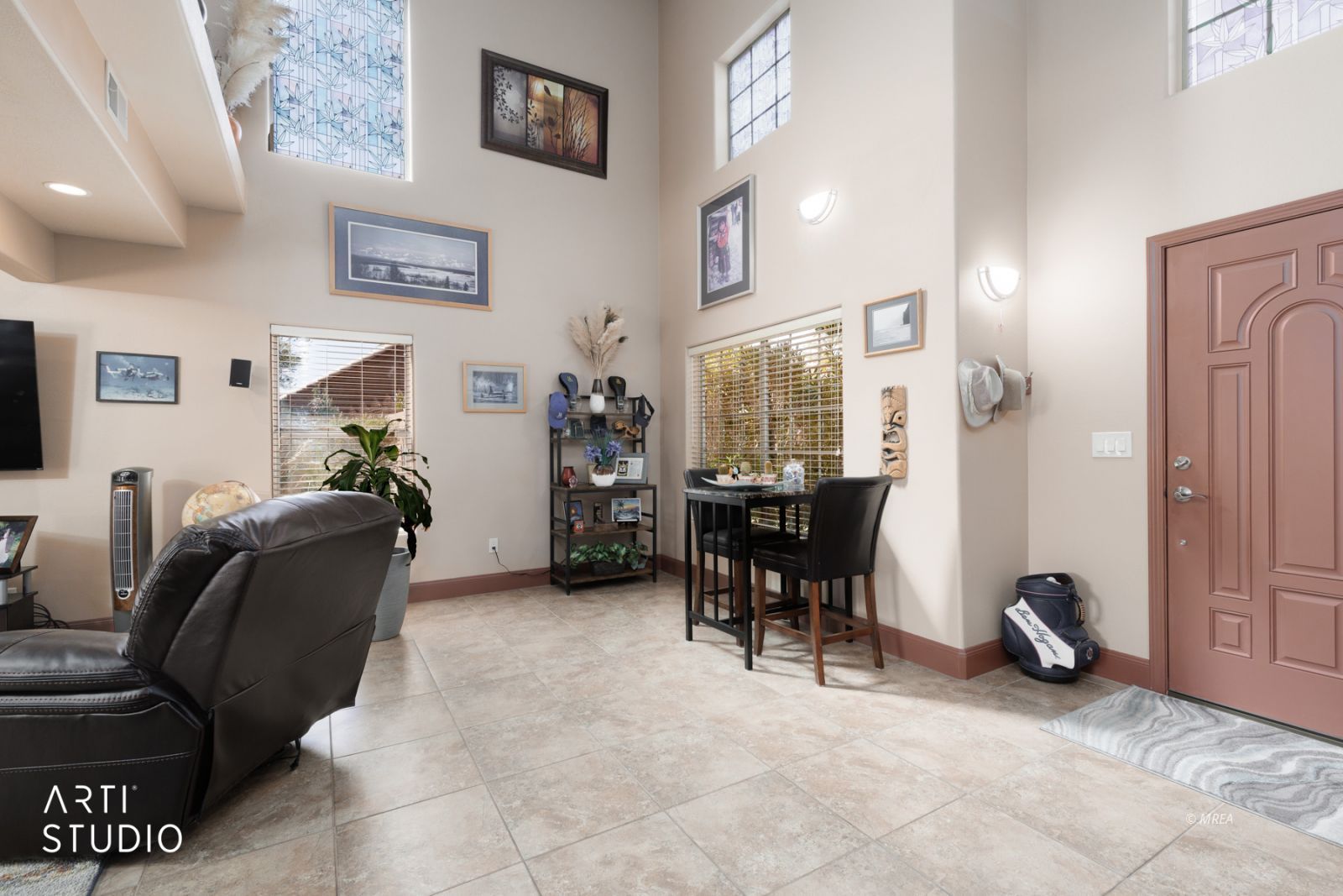 385  Ruby Cir