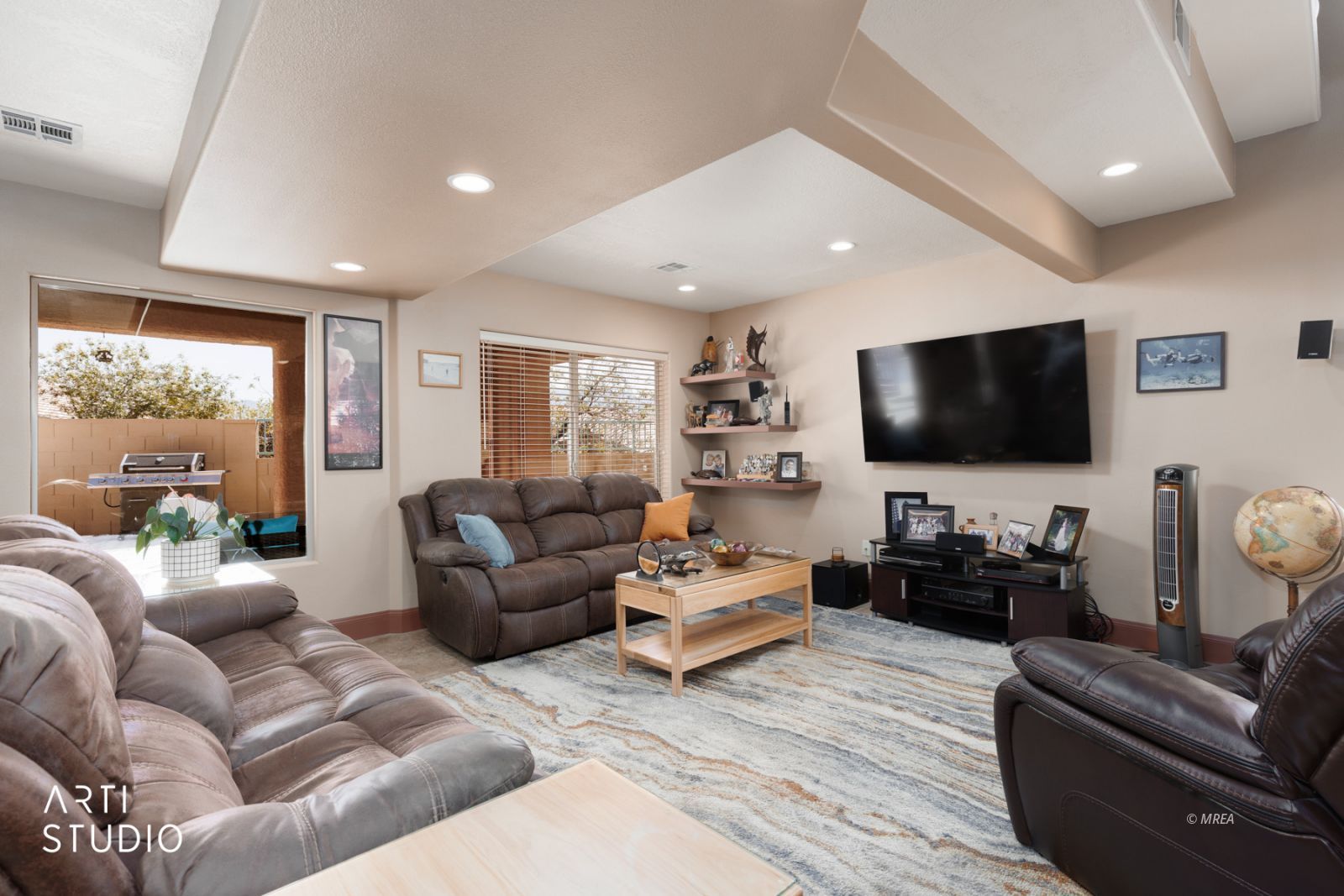 385  Ruby Cir