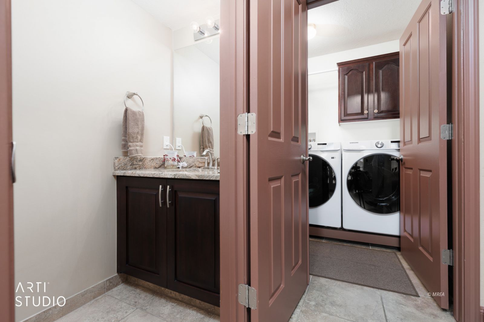 385  Ruby Cir