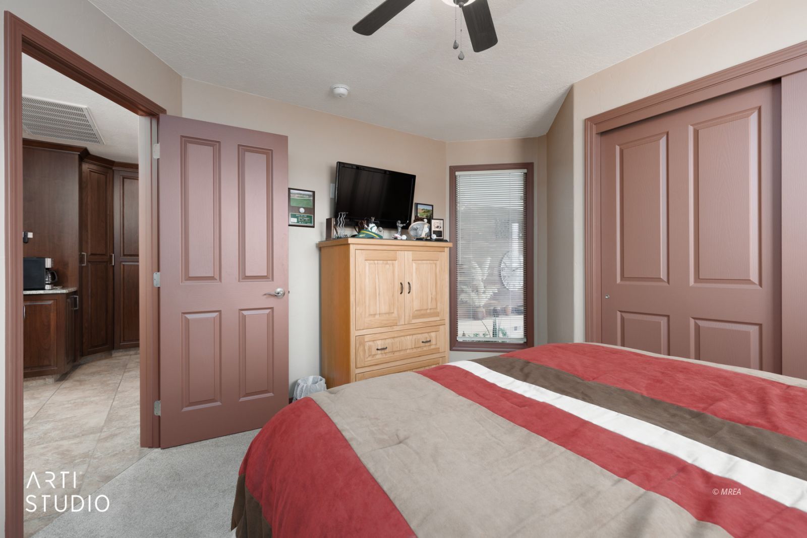 385  Ruby Cir