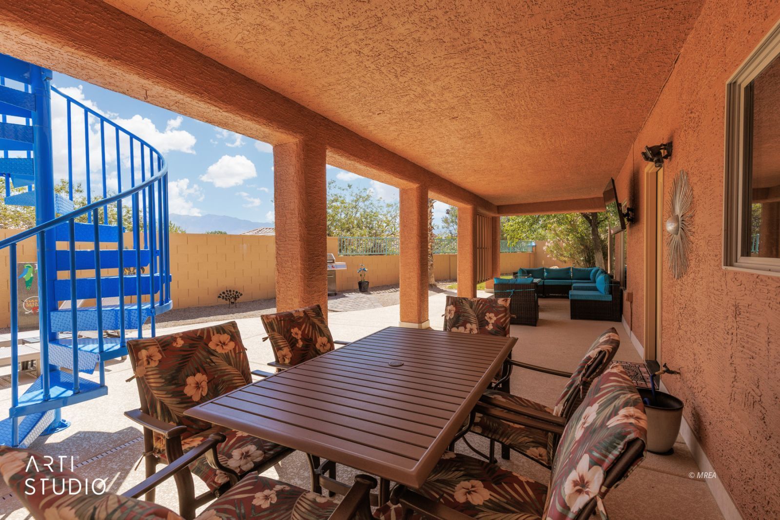 385  Ruby Cir