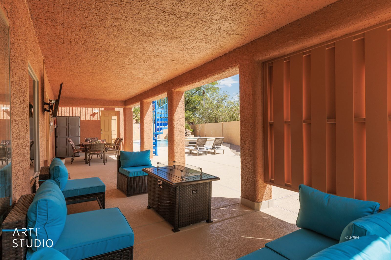 385  Ruby Cir