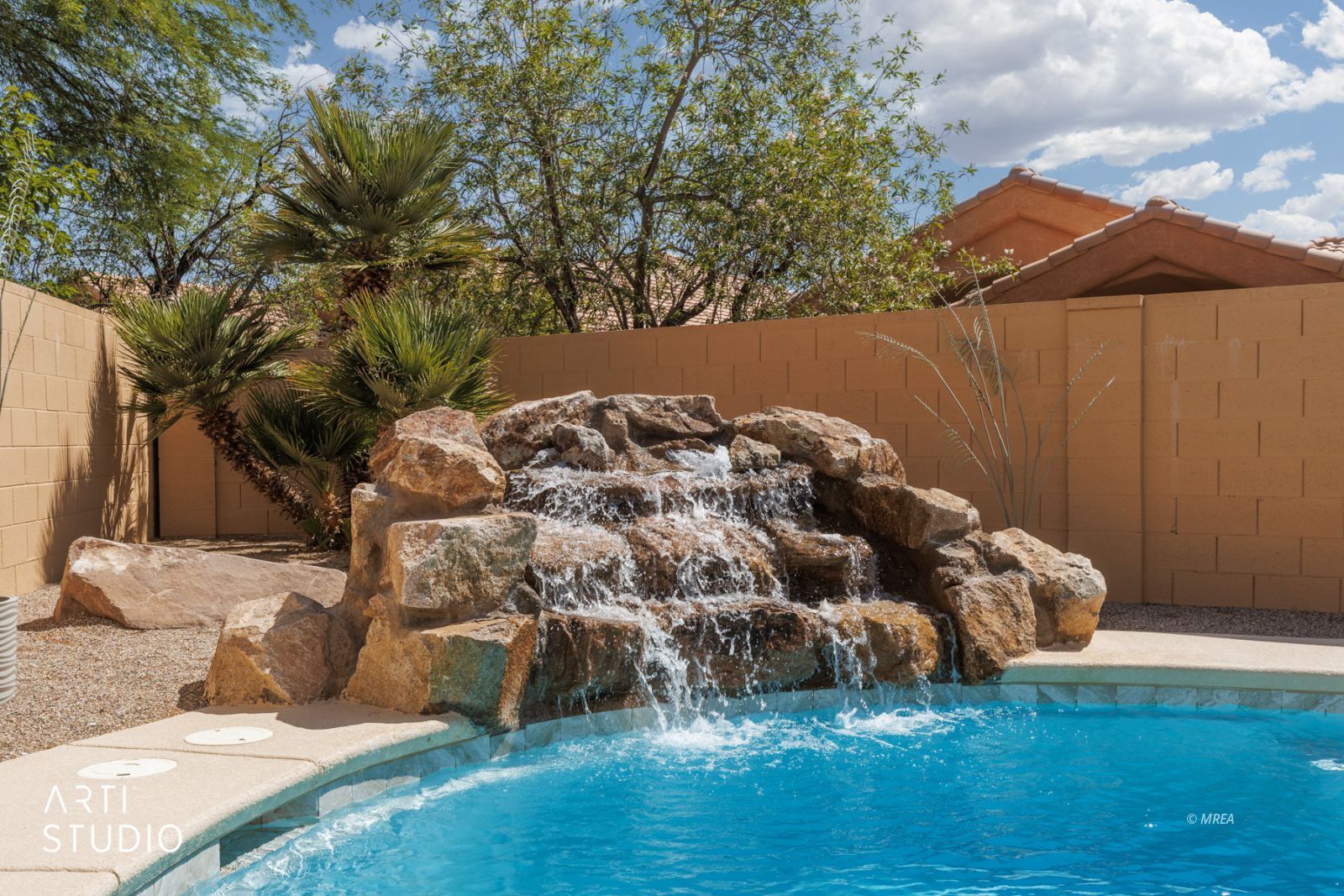 385  Ruby Cir