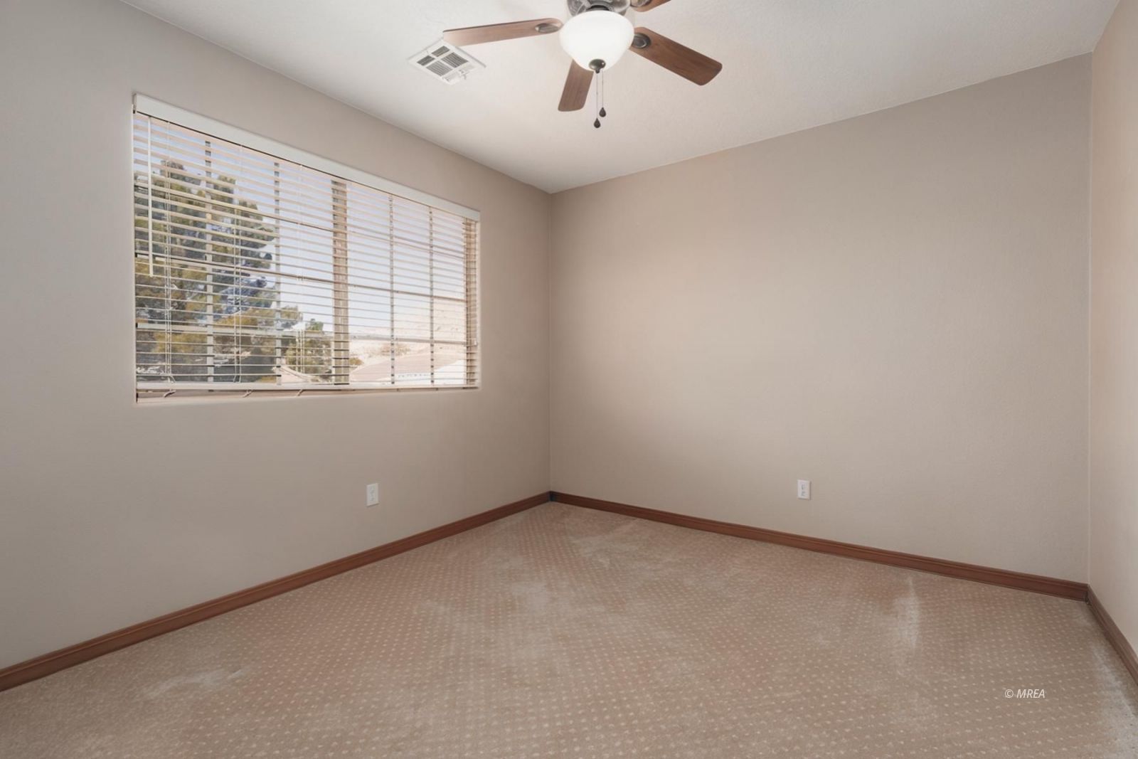 385  Ruby Cir
