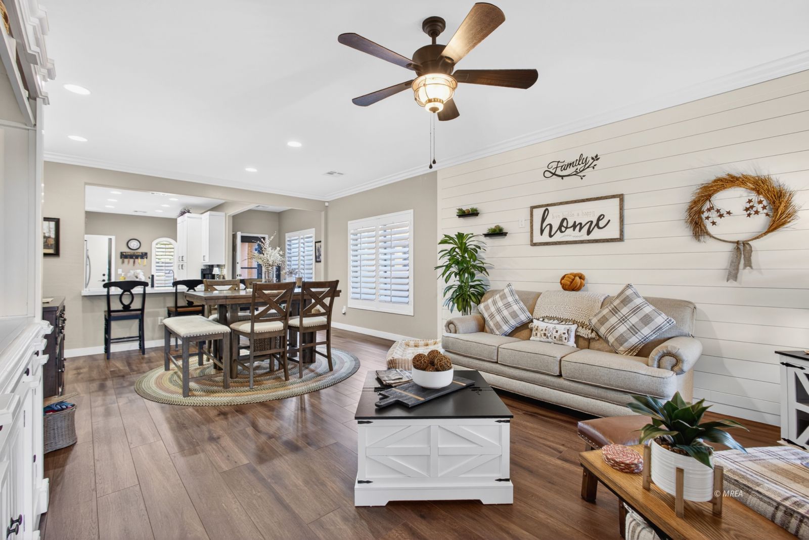 1453  Bronco Trail 