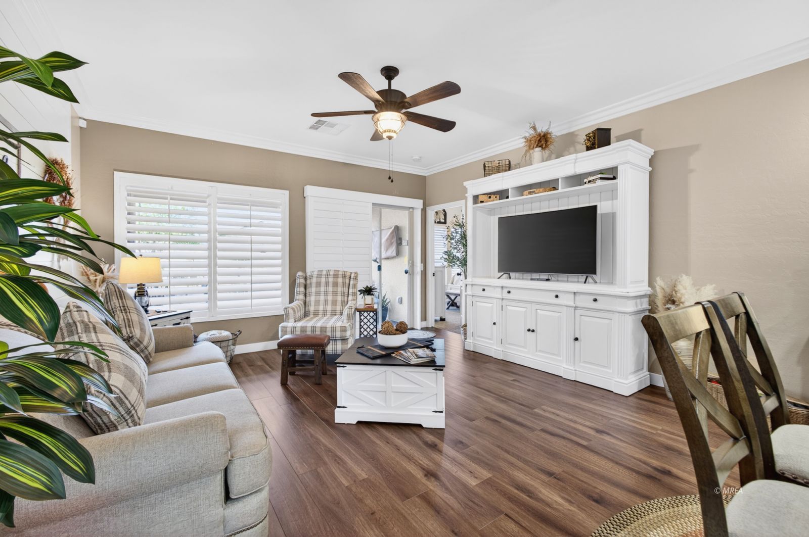 1453  Bronco Trail 