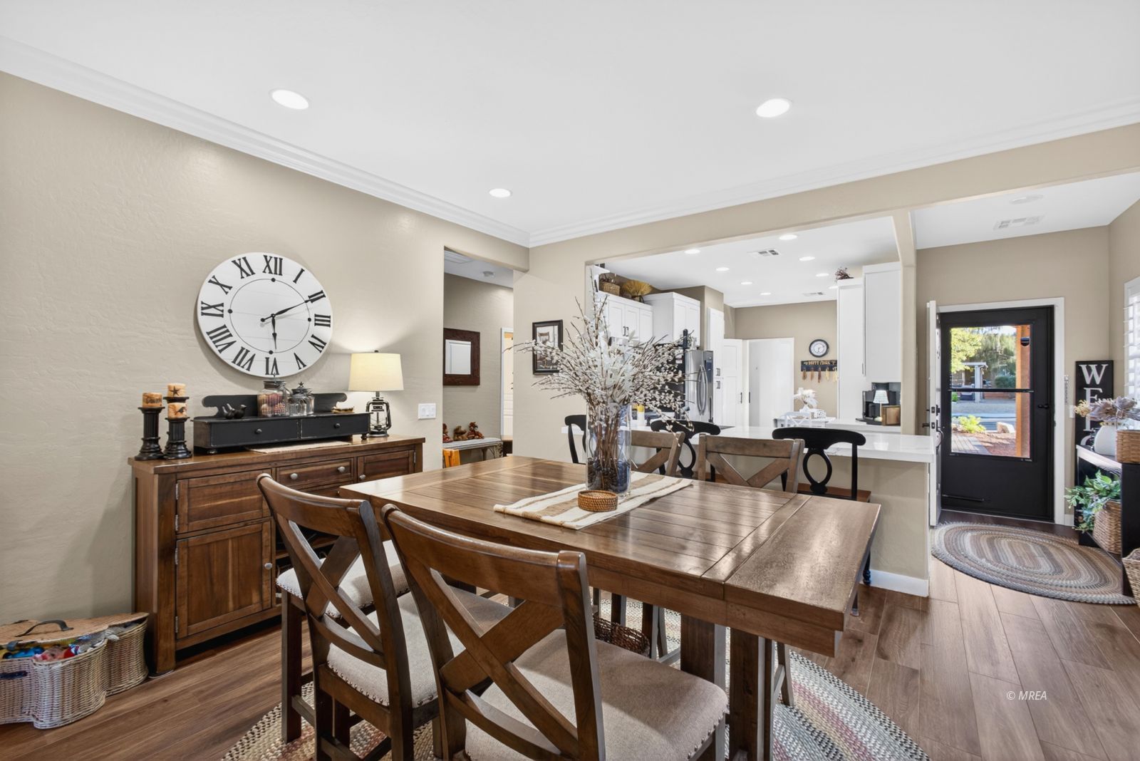 1453  Bronco Trail 
