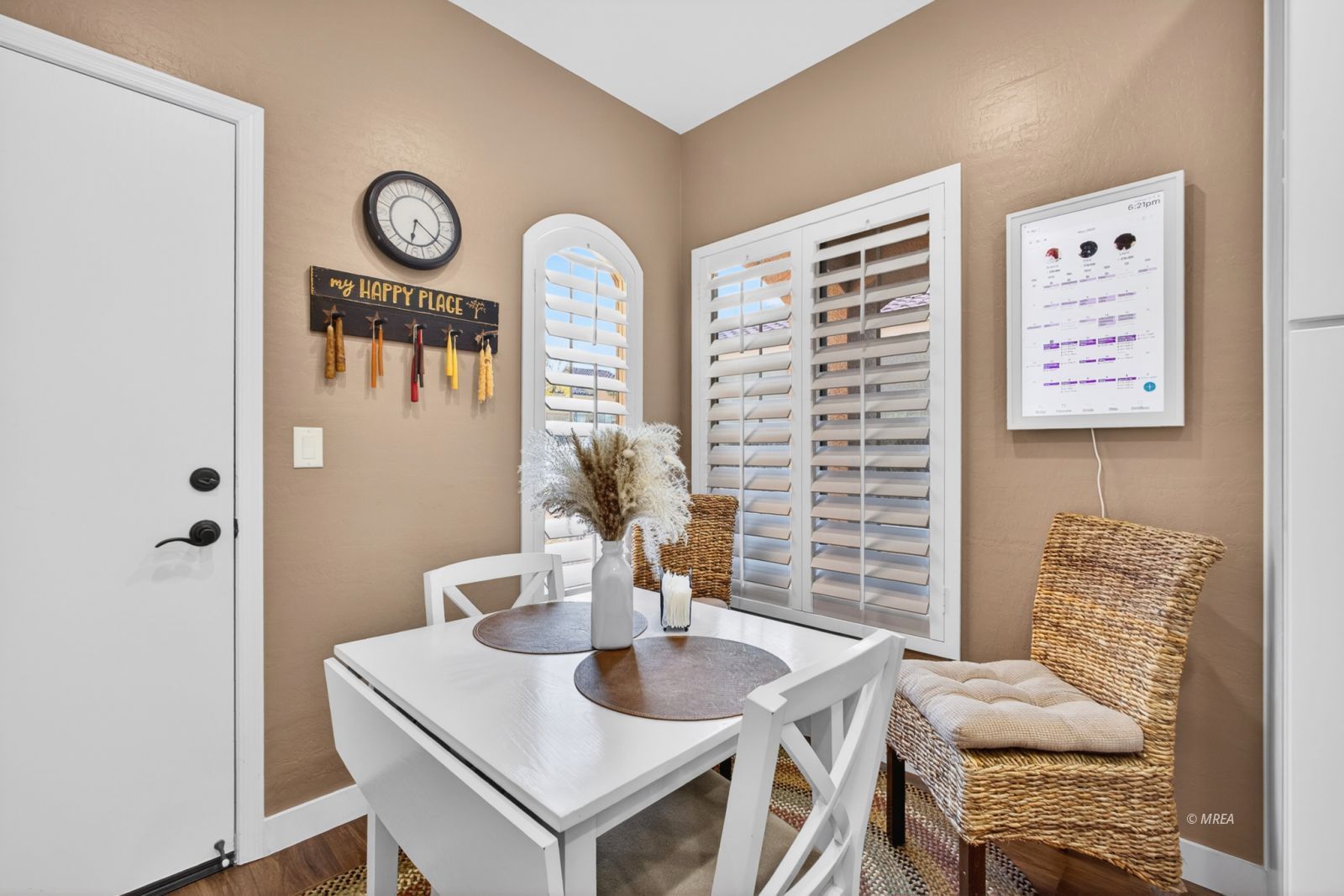 1453  Bronco Trail 