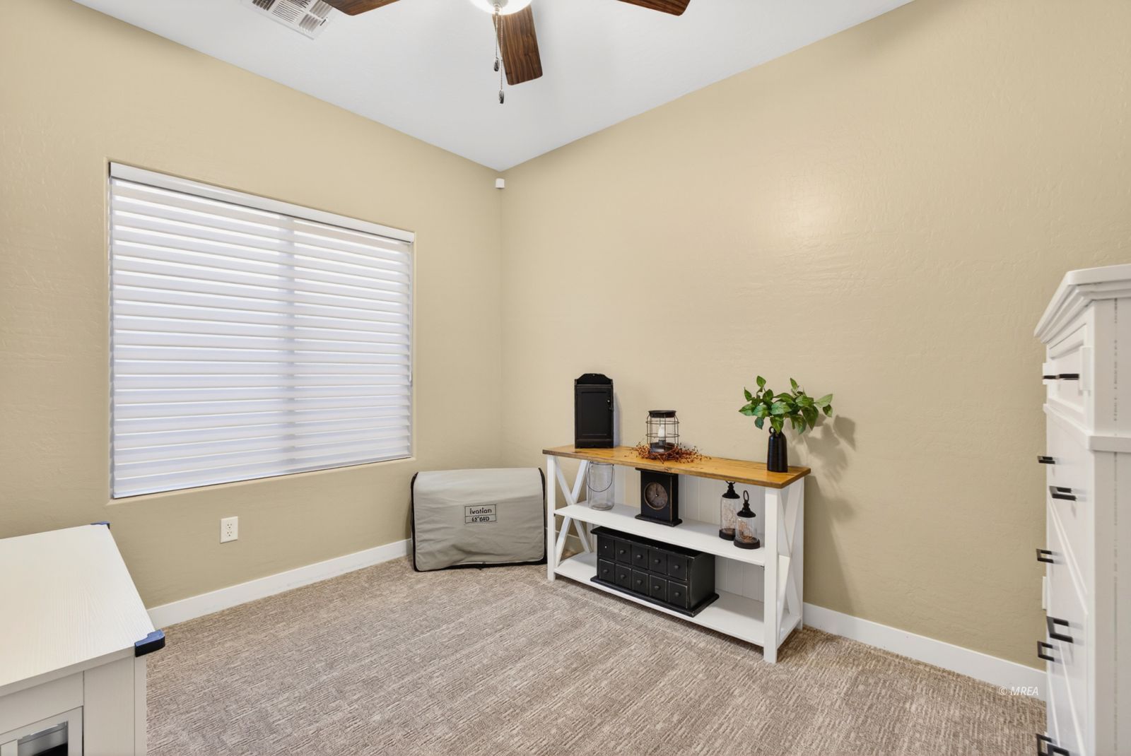 1453  Bronco Trail 