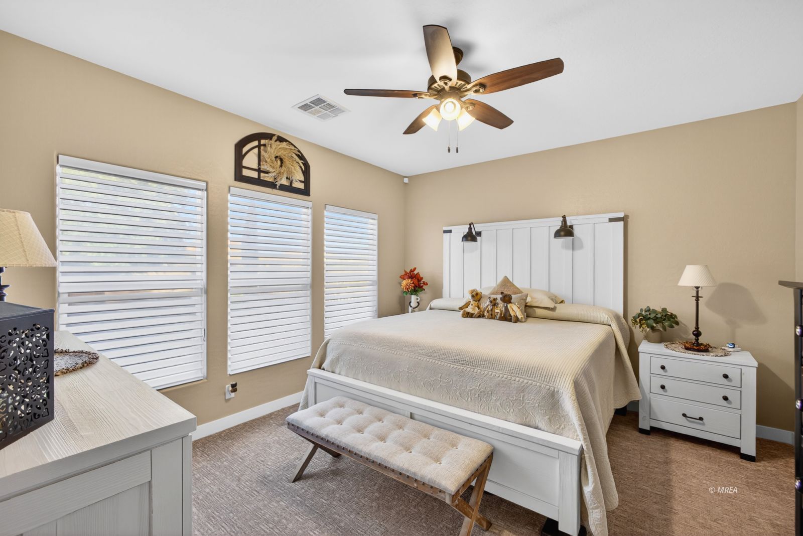 1453  Bronco Trail 