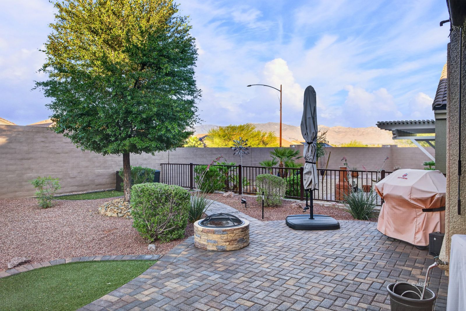 1453  Bronco Trail 