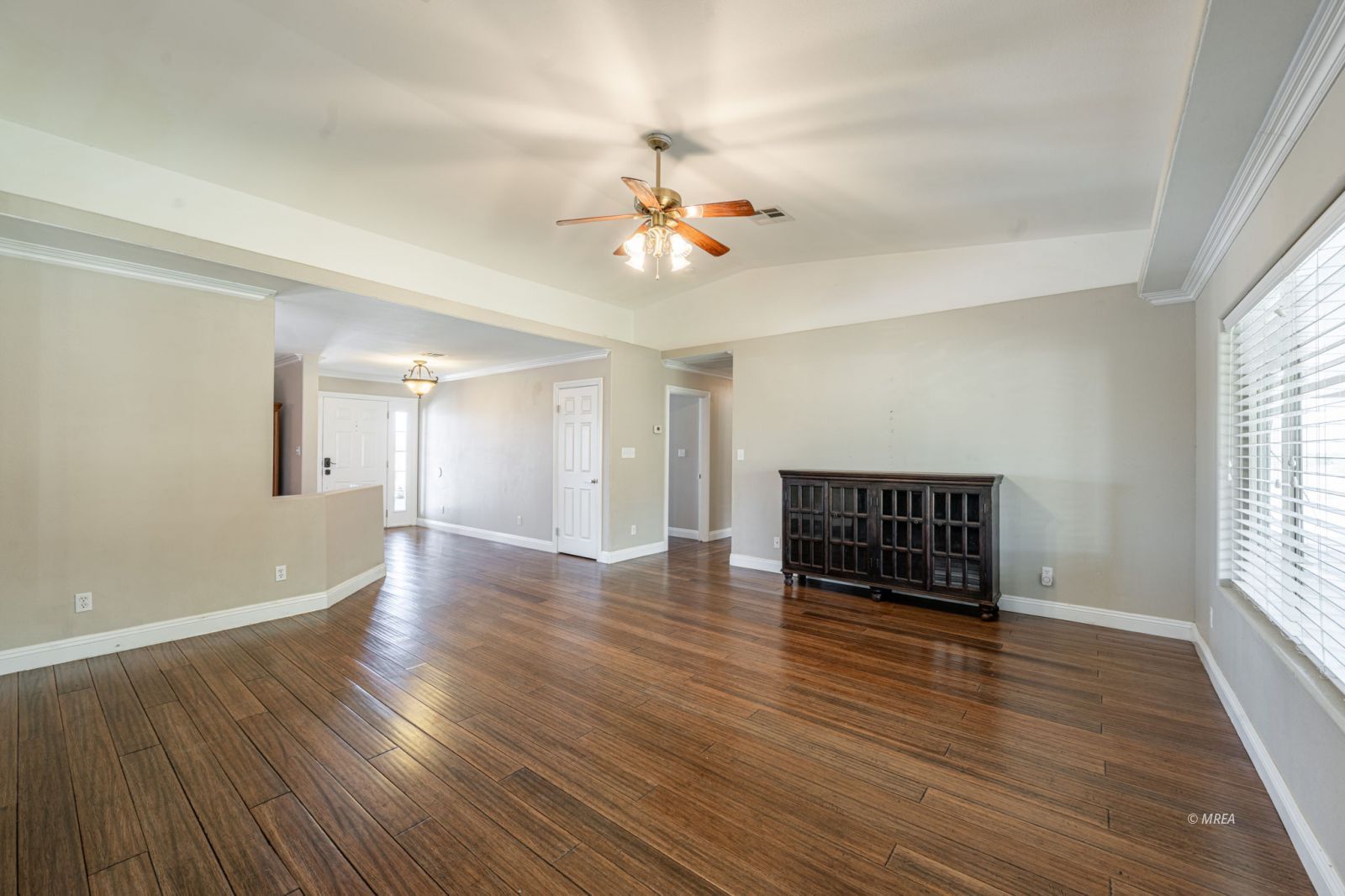980  Hinckley Ave
